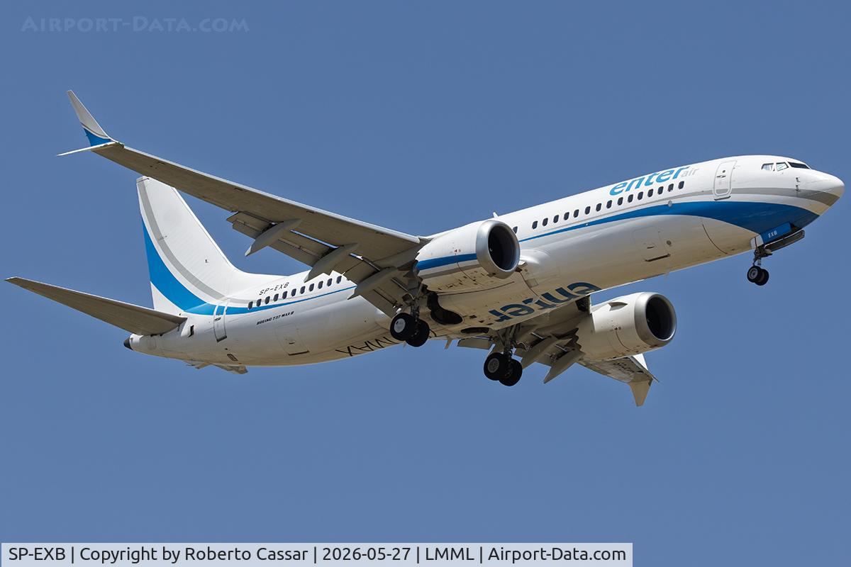 SP-EXB, 2018 Boeing 737-8 MAX, c/n 64296 l/n 7310, Runway 13