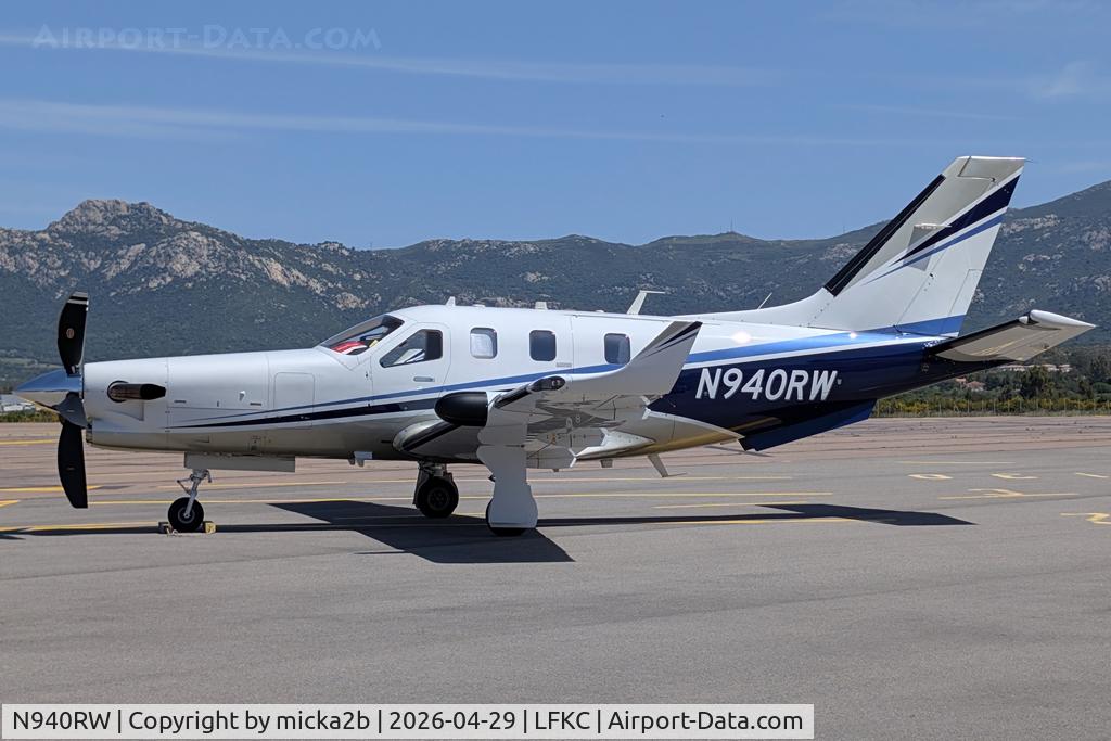 N940RW, 2019 Daher TBM-940, c/n 1303, Parked