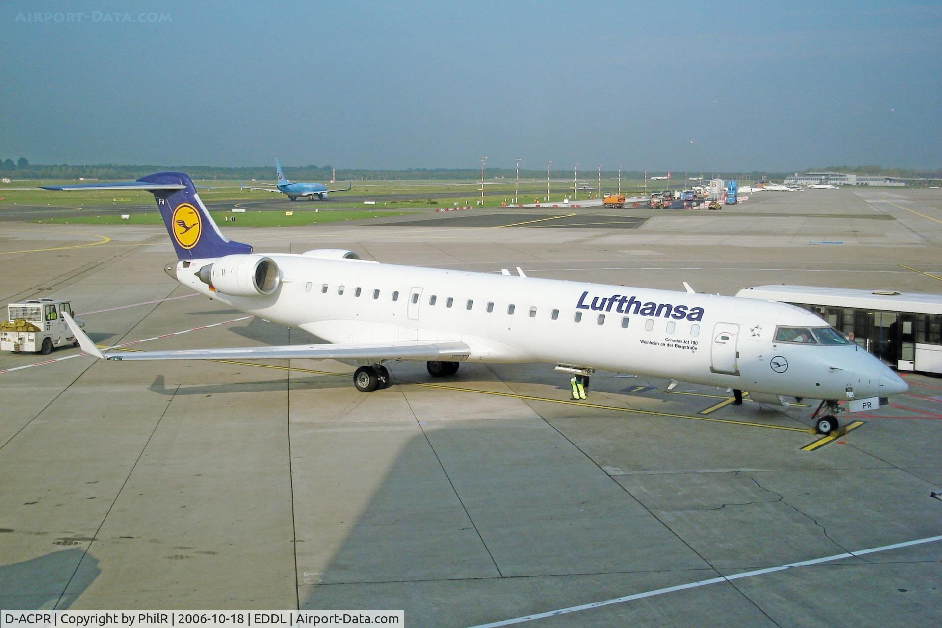 D-ACPR, 2003 Canadair CRJ-701ER (CL-600-2C10) Regional Jet, c/n 10098, D-ACPR 2003 CRJ700 Lufthansa DUS 