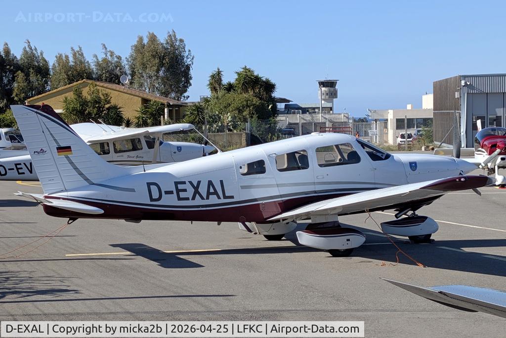D-EXAL, Piper PA-28-181 Archer III, c/n 28-43628, Parked
