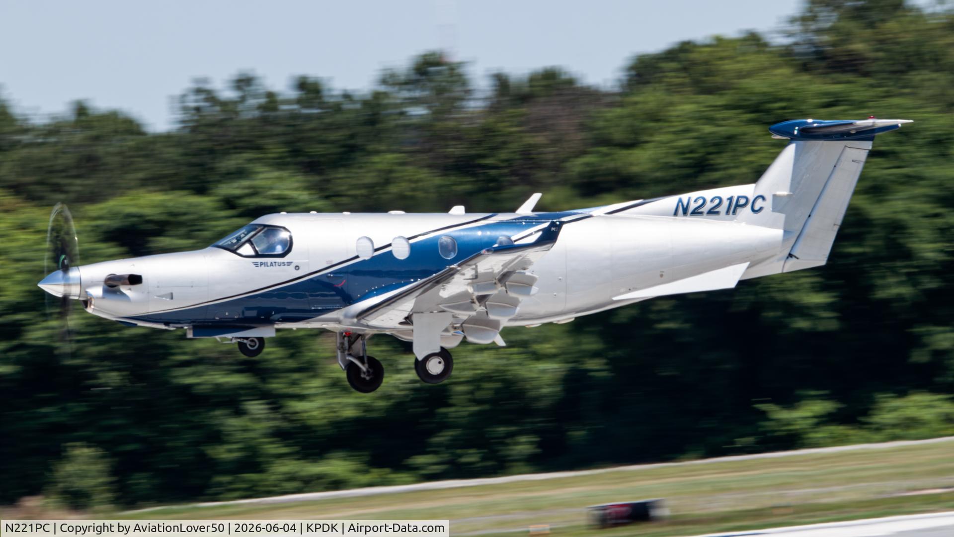 N221PC, 1998 Pilatus PC-12/45, c/n 221, PC-12