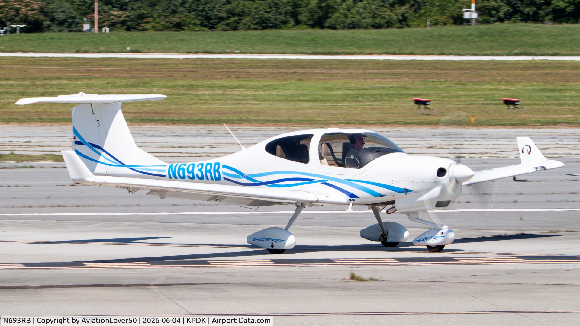 N693RB, 1977 Mooney M20J 201, c/n 24-0245, DA40