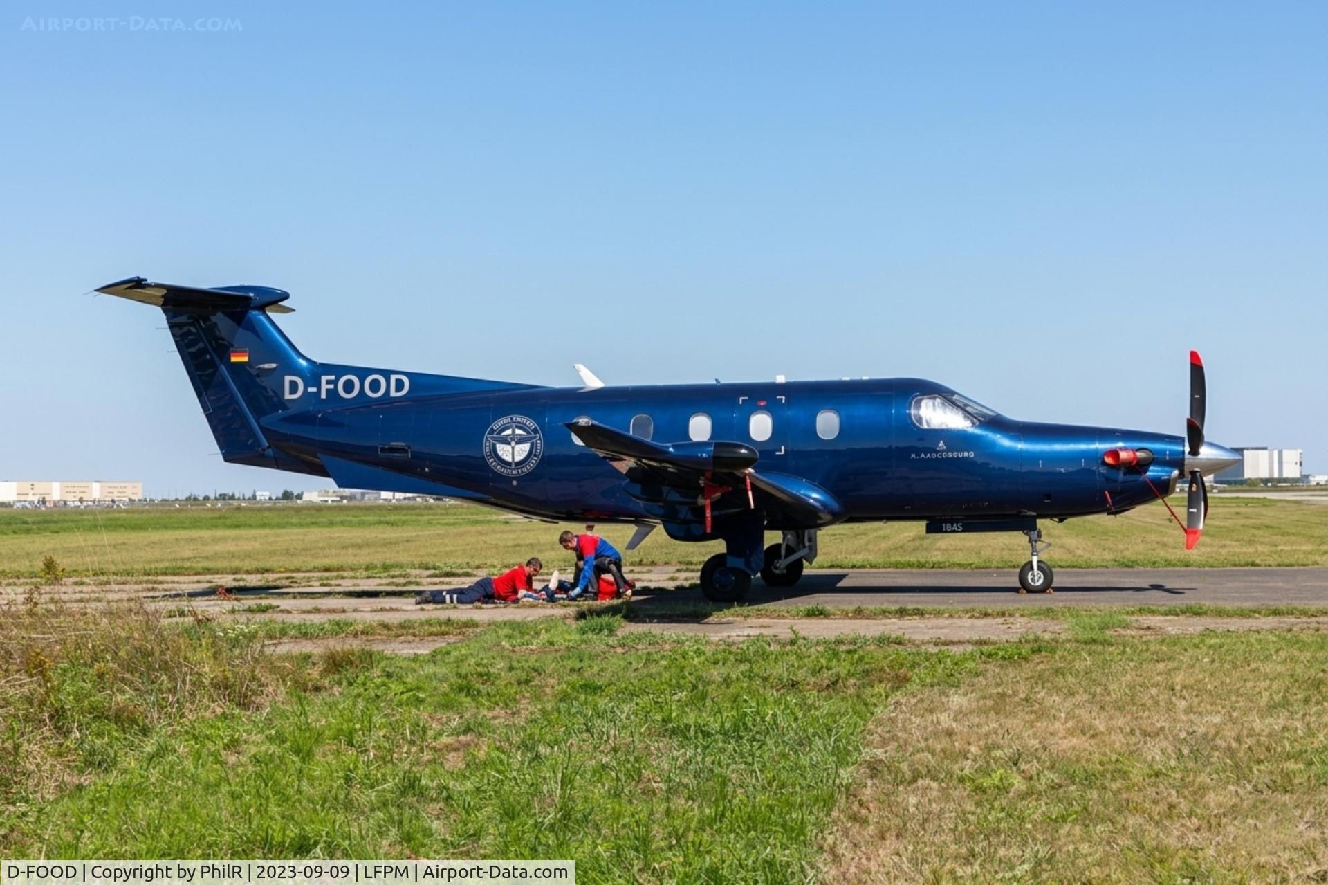 D-FOOD, 2015 Pilatus PC-12/47E, c/n 1590, D-FOOD 2018 Pilatus PC-12-47E Air Legend Melun-Villaroche 

