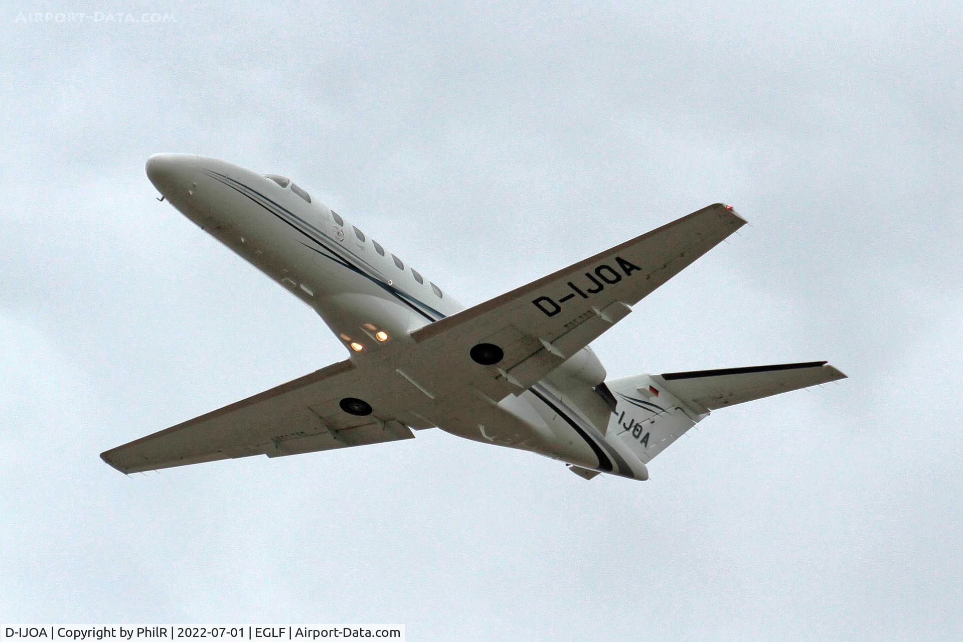 D-IJOA, 2001 Cessna 525A CitationJet CJ2, c/n 525A-0034, D-IJOA 2001 Cessna 525A CitationJet CJ2 Farnborough
