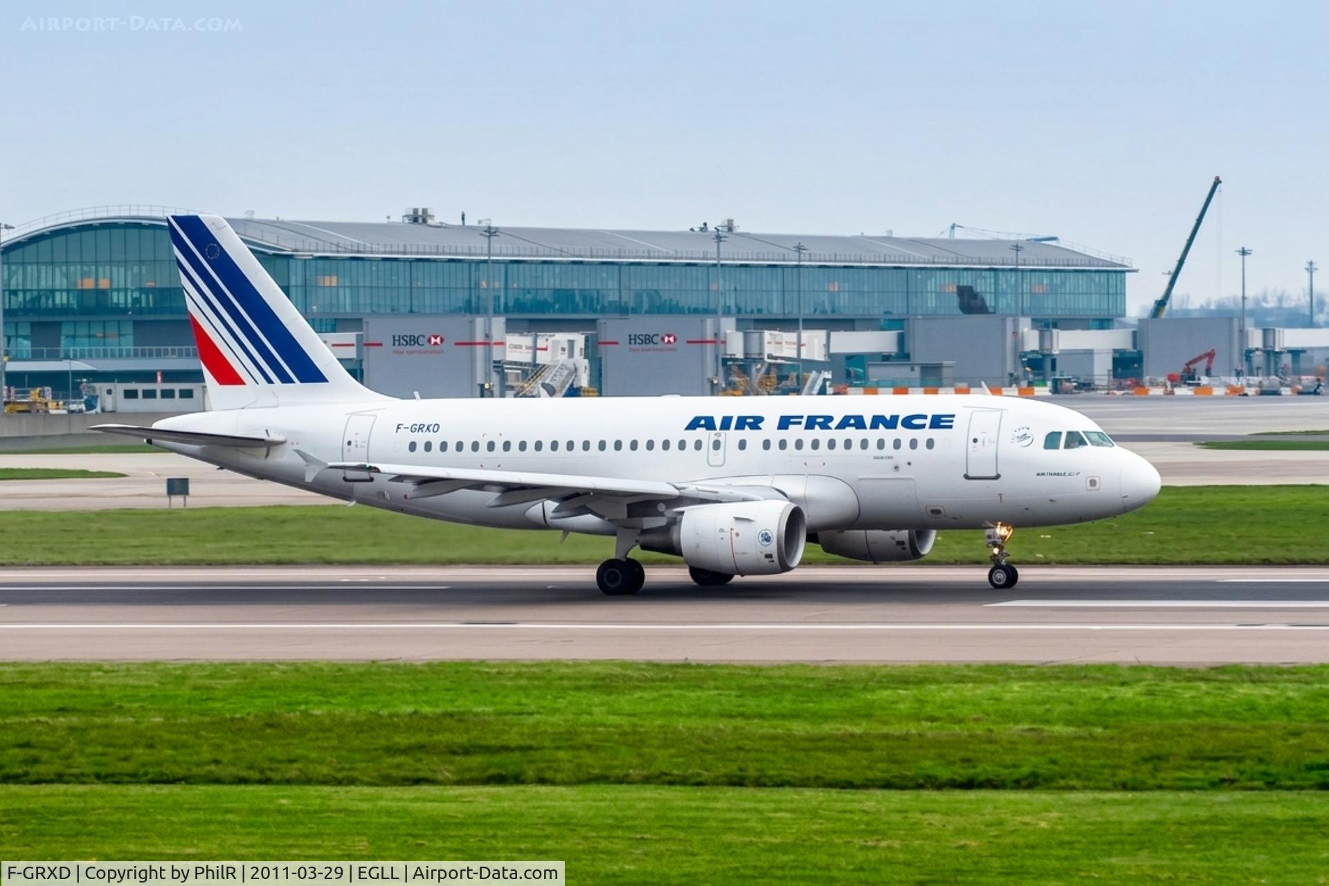 F-GRXD, 2002 Airbus A319-111, c/n 1699, F-GRXD 2002 A319-100 Air France LHR 