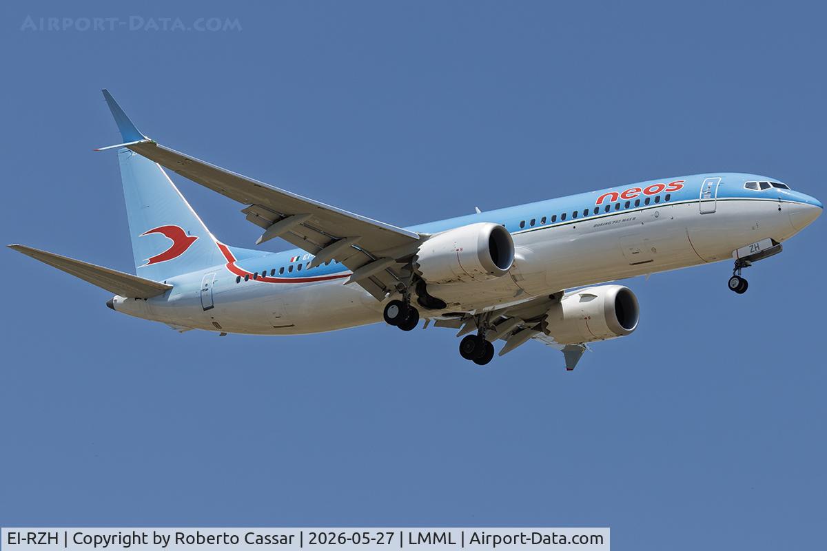 EI-RZH, 2025 Boeing 737-8 MAX, c/n 66468 l/n 9151, Runway 13