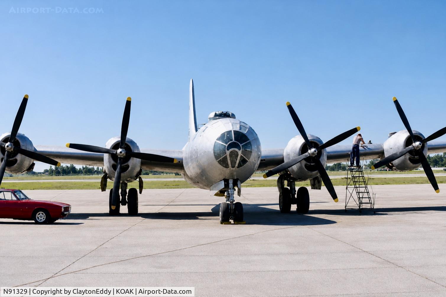 N91329, 1945 Boeing B-29A Superfortress, c/n 13681 (45-21787), North Oakland airport in California 1970's?