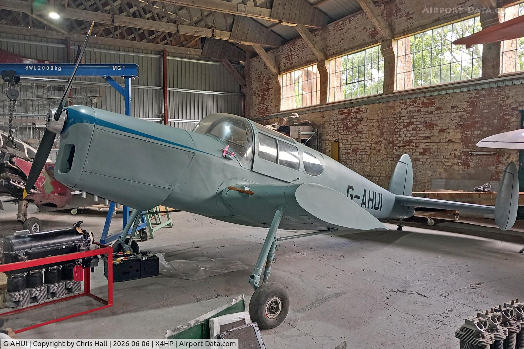 G-AHUI, 1946 Miles M38 Messenger 2A, c/n 6335, Hooton Park - X4HP