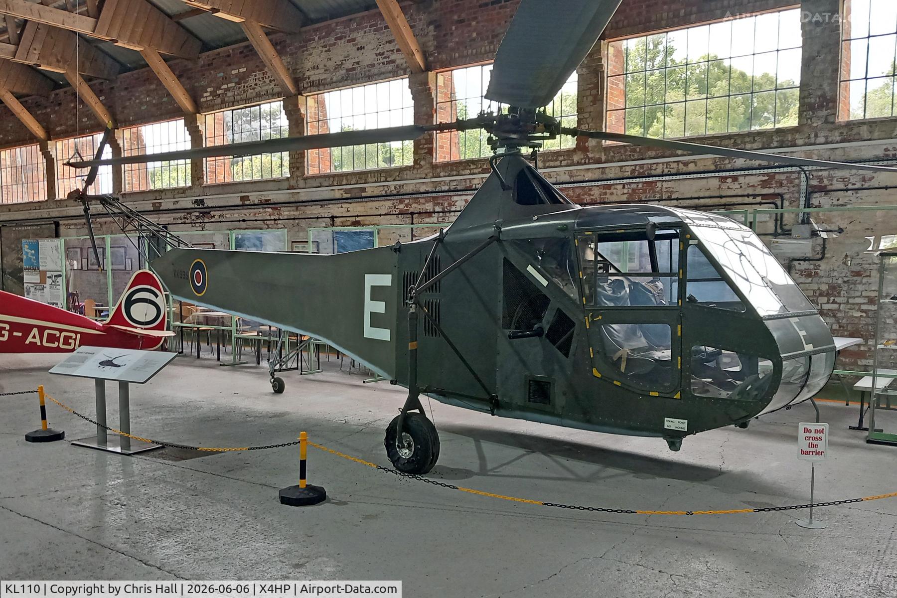 KL110, 1944 Sikorsky R-4B Hoverfly I, c/n 140, Hooton Park - X4HP