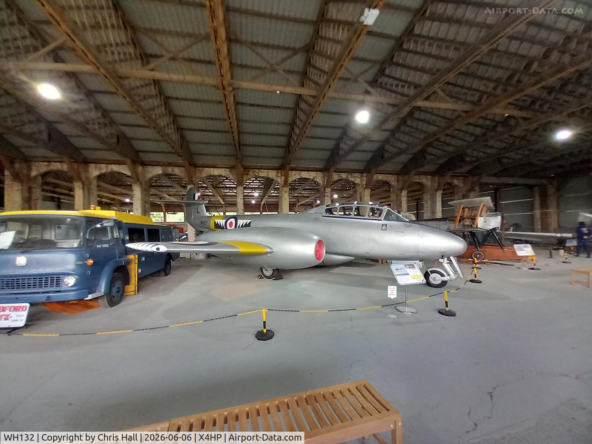 WH132, Gloster Meteor T.7, c/n Not found WH132, Hooton Park - X4HP