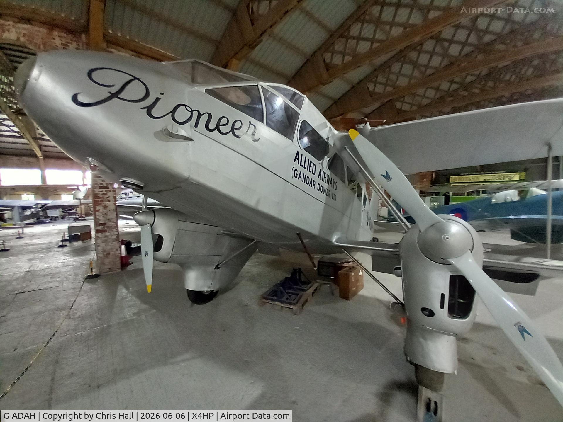 G-ADAH, De Havilland DH-89A Dragon Rapide, c/n 6278, Hooton Park - X4HP