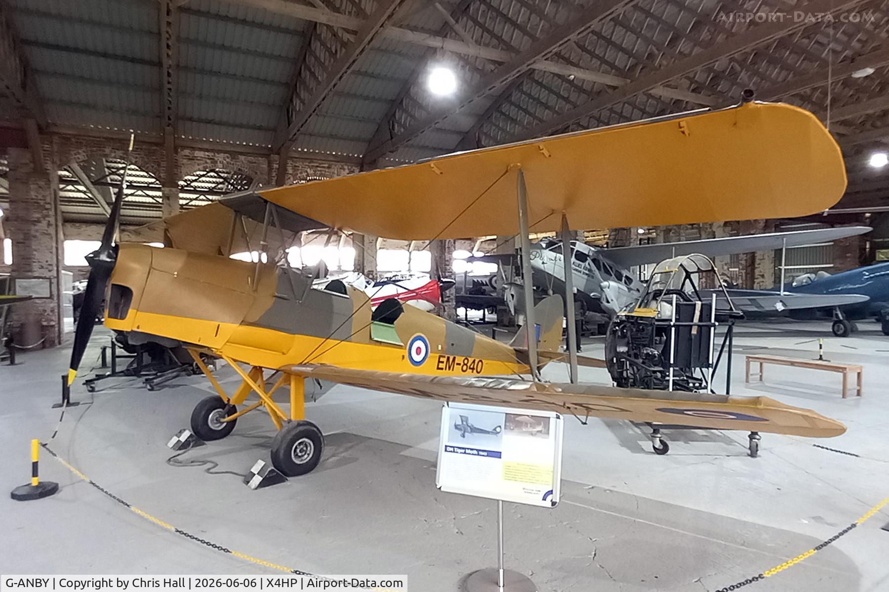G-ANBY, De Havilland DH-82A Tiger Moth II, c/n 86042, Hooton Park - X4HP