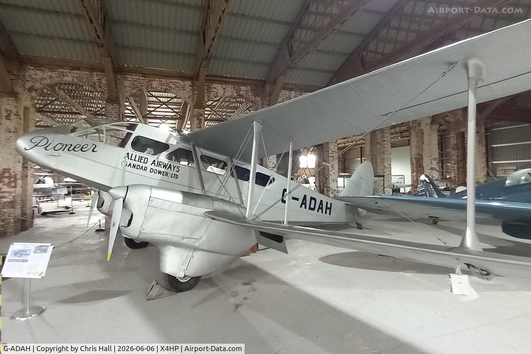 G-ADAH, De Havilland DH-89A Dragon Rapide, c/n 6278, Hooton Park - X4HP
