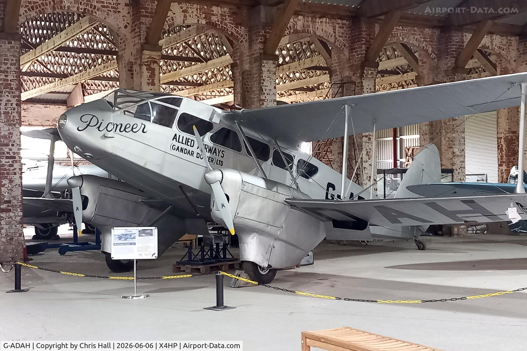 G-ADAH, De Havilland DH-89A Dragon Rapide, c/n 6278, Hooton Park - X4HP