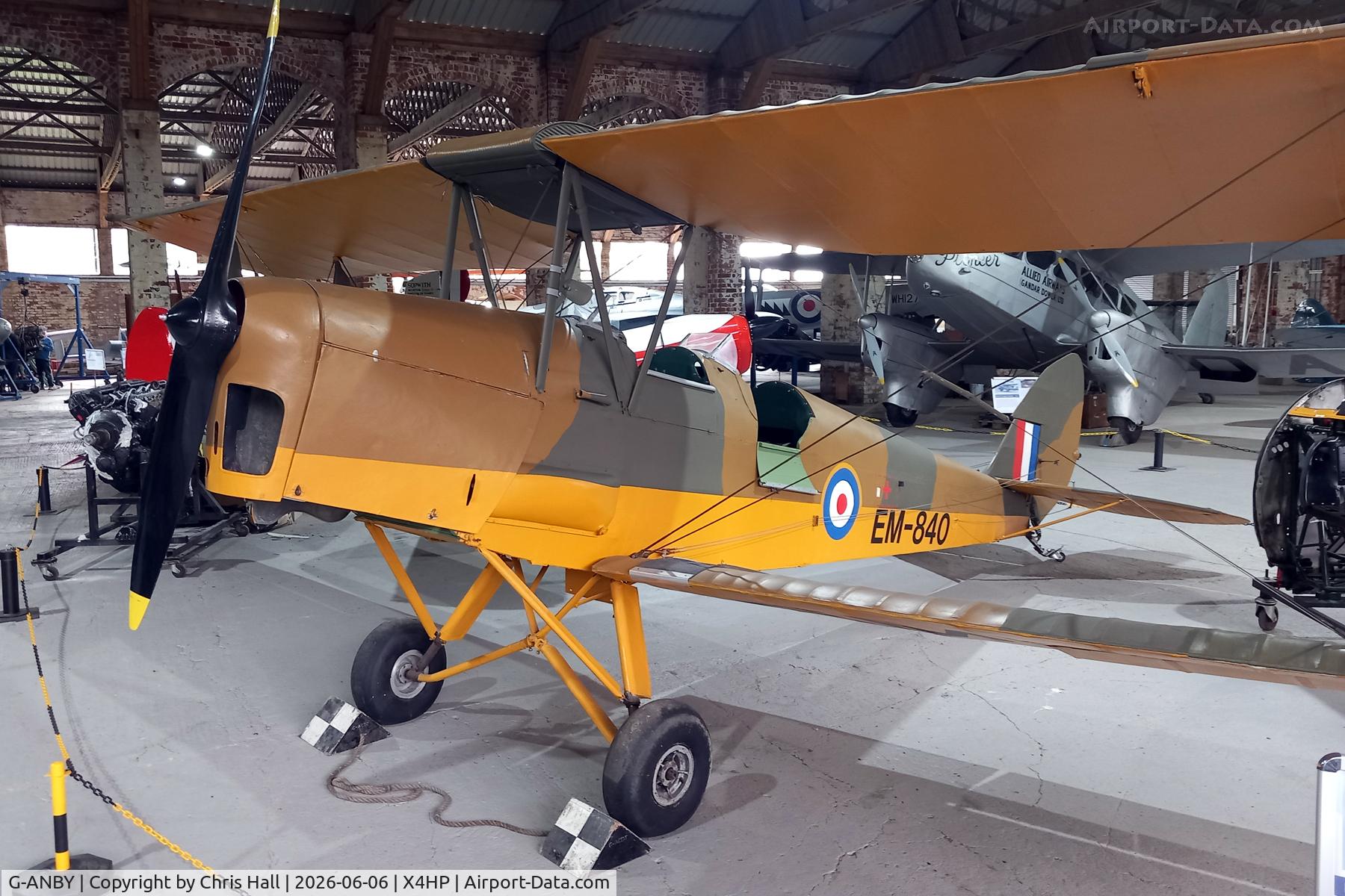 G-ANBY, De Havilland DH-82A Tiger Moth II, c/n 86042, Hooton Park - X4HP
