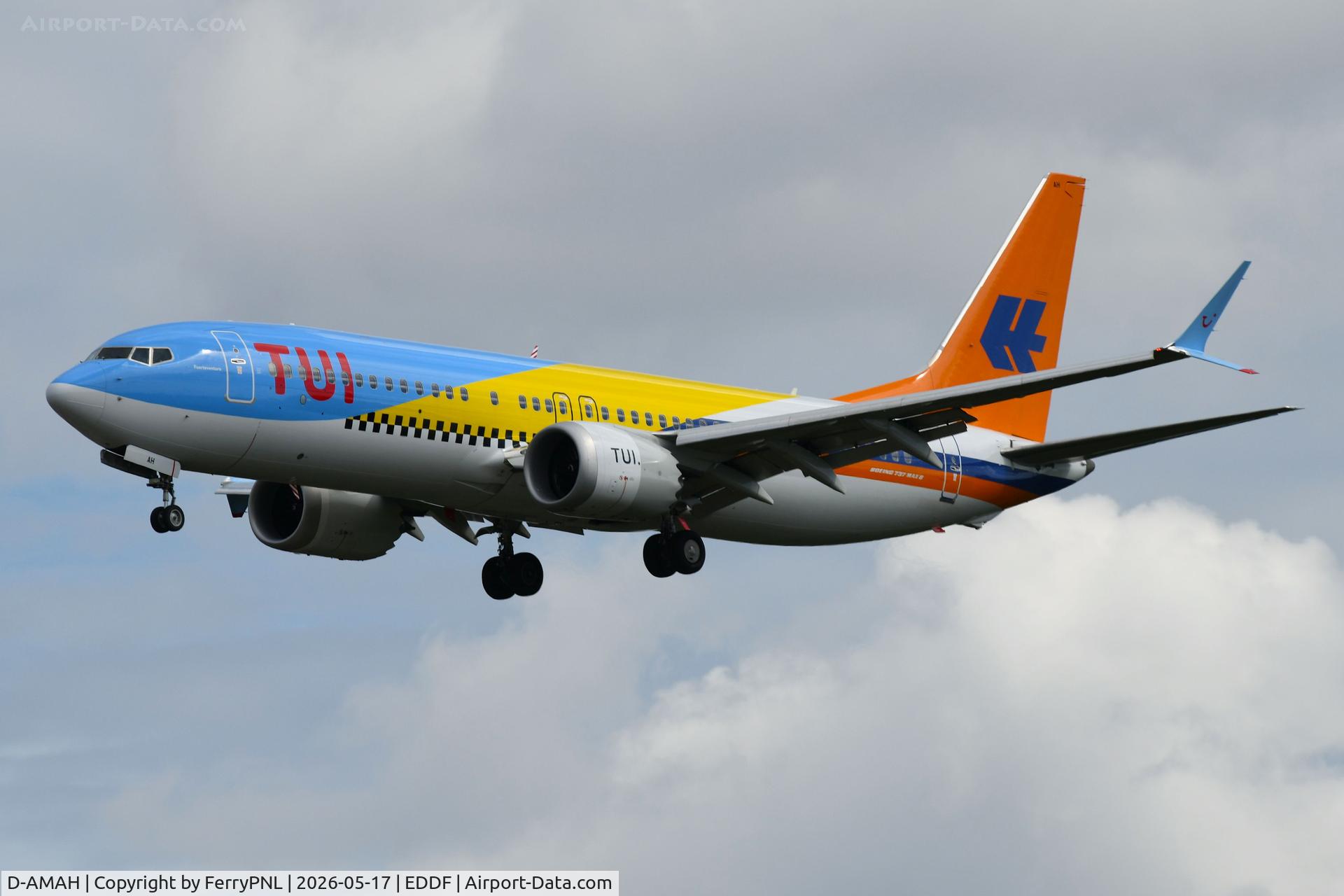 D-AMAH, 2023 Boeing 737-8 MAX, c/n 44629 l/n 8618, TUI B738M in hybryd (historical) colors 