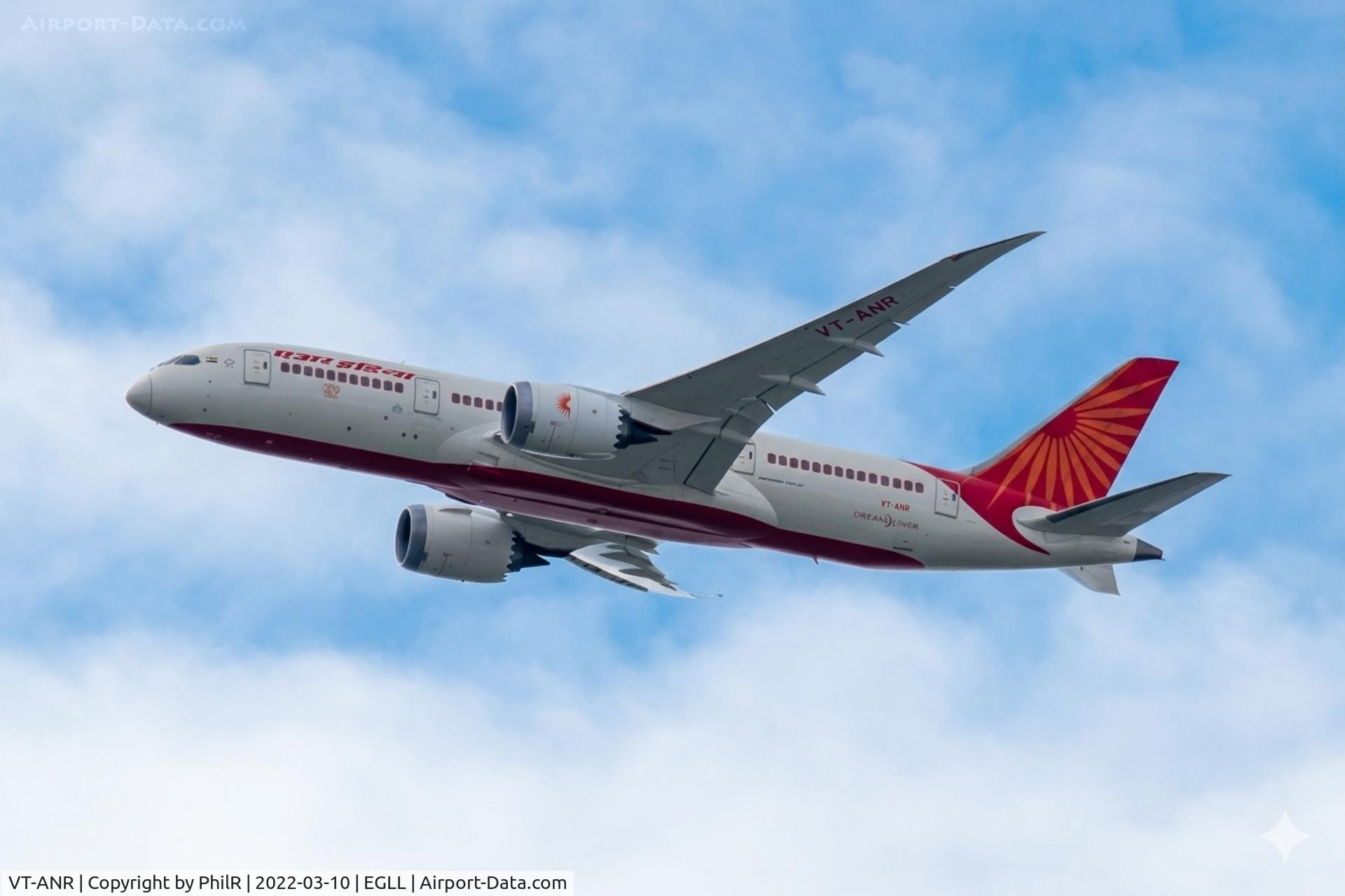 VT-ANR, 2014 Boeing 787-8 Dreamliner, c/n 36289 l/n 208, VT-ANR 2014 Boeing 787-800 Air India White Waltham
