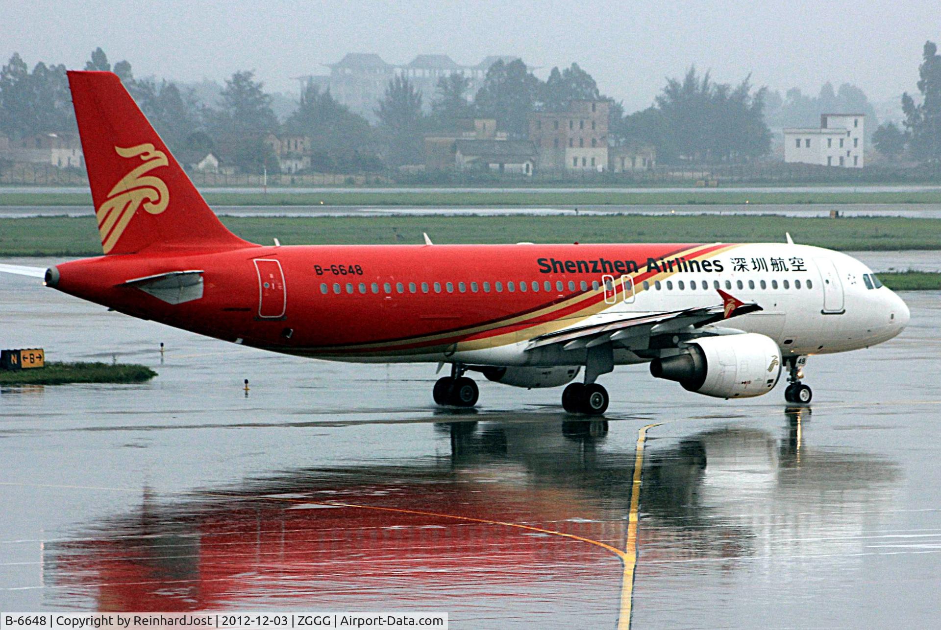 B-6648, 2010 Airbus A320-214, c/n 4159, On a rainy day at Guangzhou, China