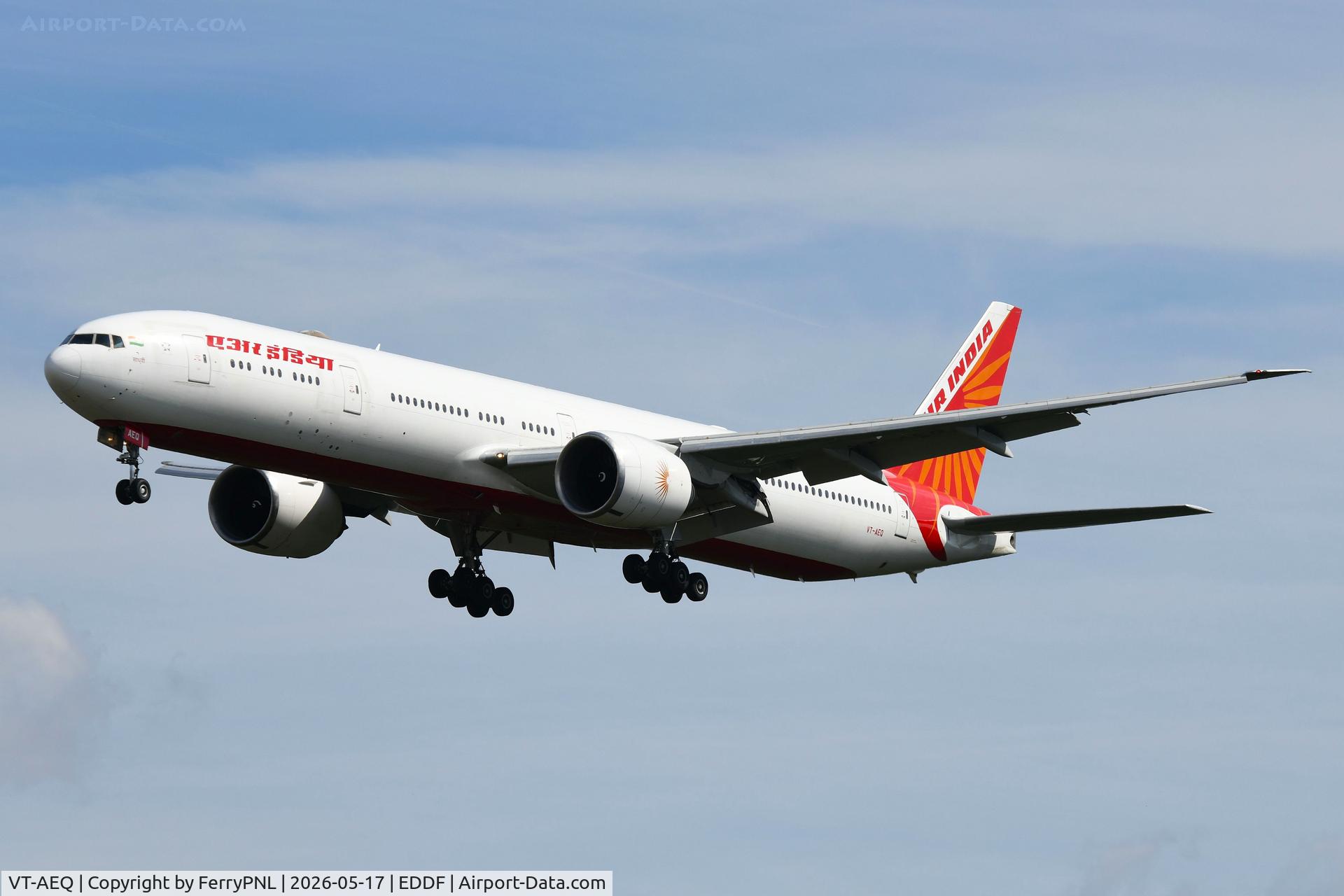 VT-AEQ, 2013 Boeing B-777-3FX, c/n 39690 l/n 1105, Air India B773 landing in FRA