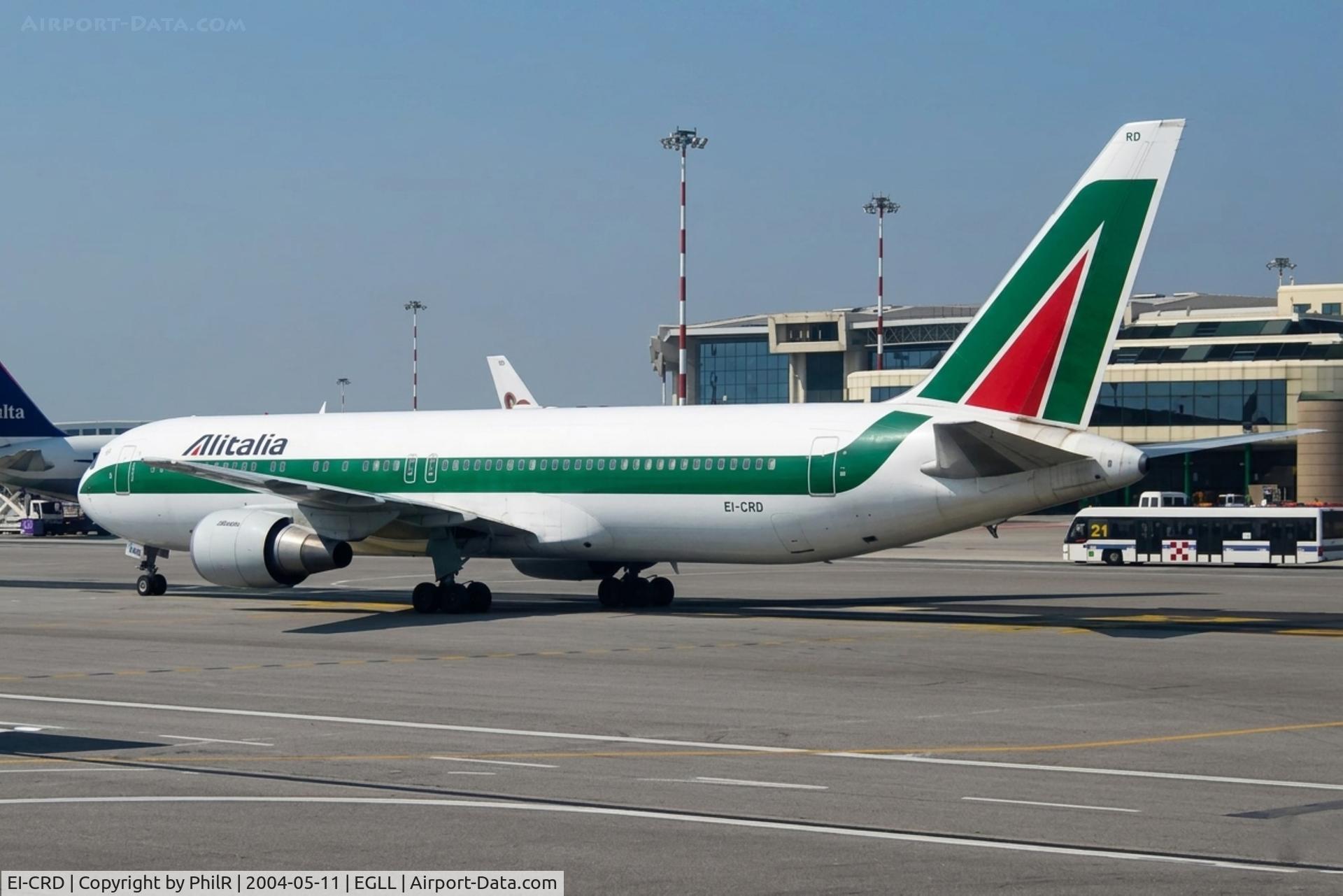 EI-CRD, 1994 Boeing 767-31B, c/n 26259 l/n 534, EI-CRD 1994 B767-300 Alitalia LHR 11.05.04.jpg