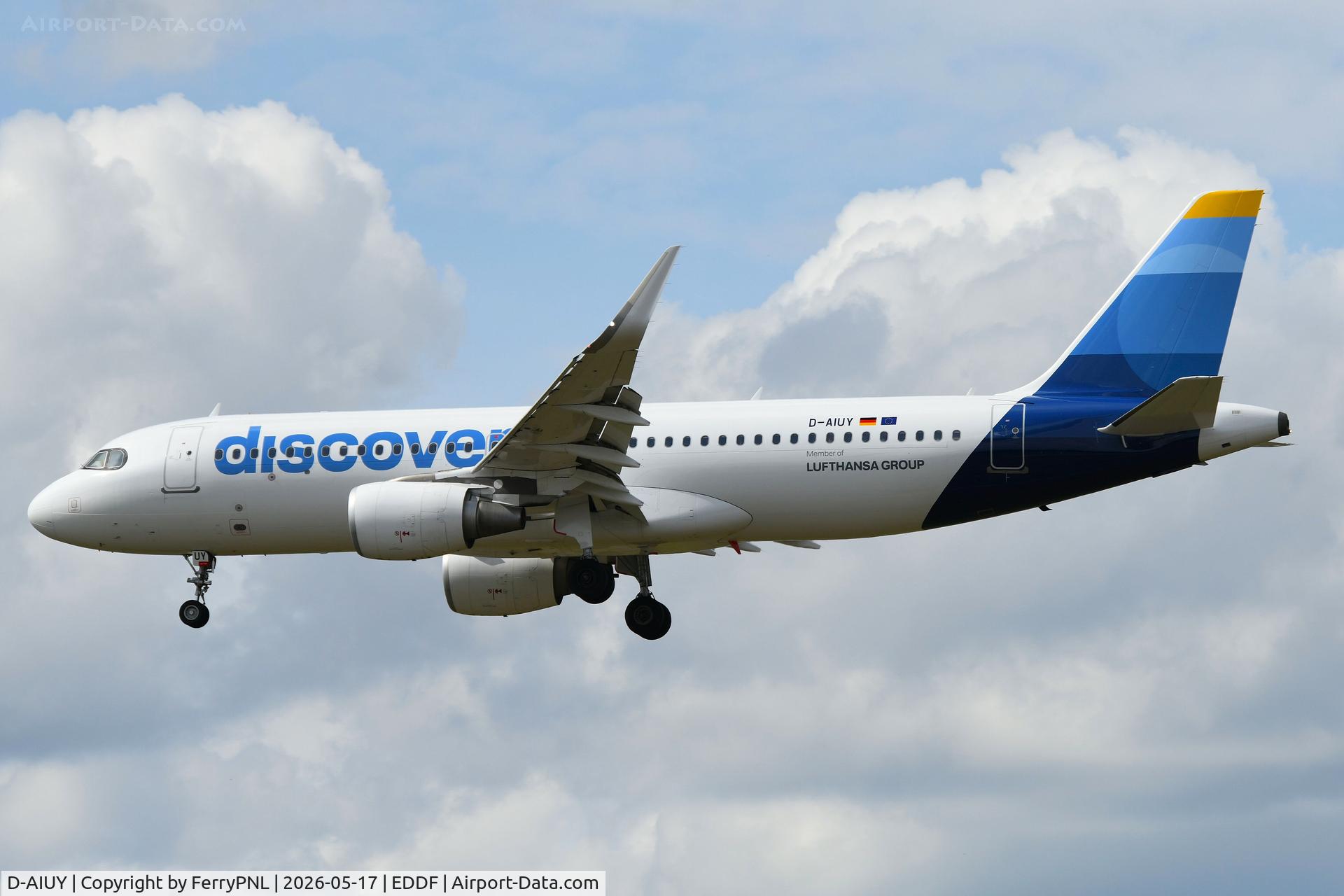 D-AIUY, 2016 Airbus A320-214, c/n 7355, Arrival of Discover A320