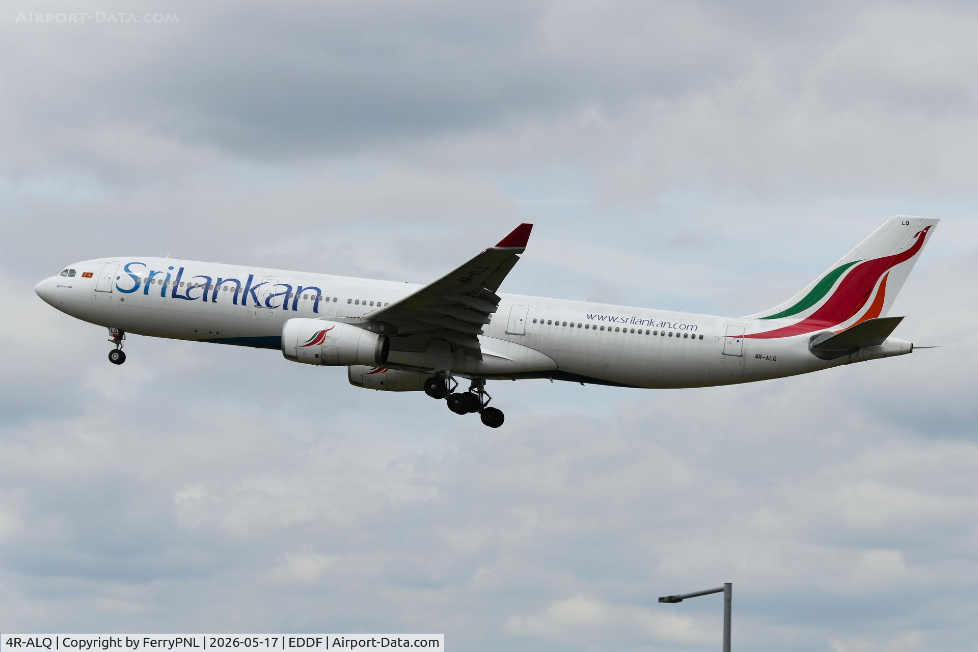 4R-ALQ, 2015 Airbus A330-343, c/n 1687, Srilankan A333 on short final