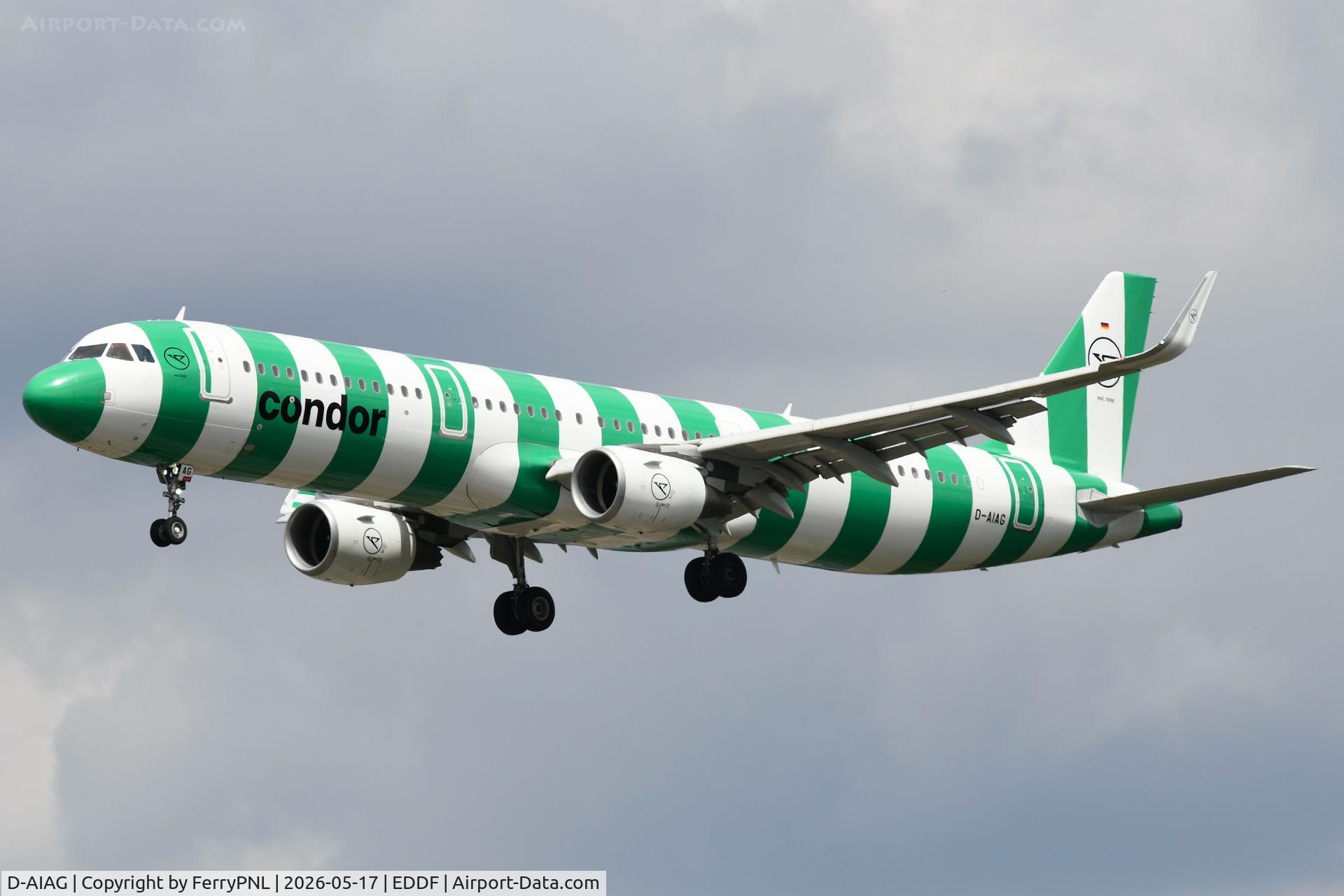 D-AIAG, 2015 Airbus A321-211, c/n 6590, Classic Condor A321