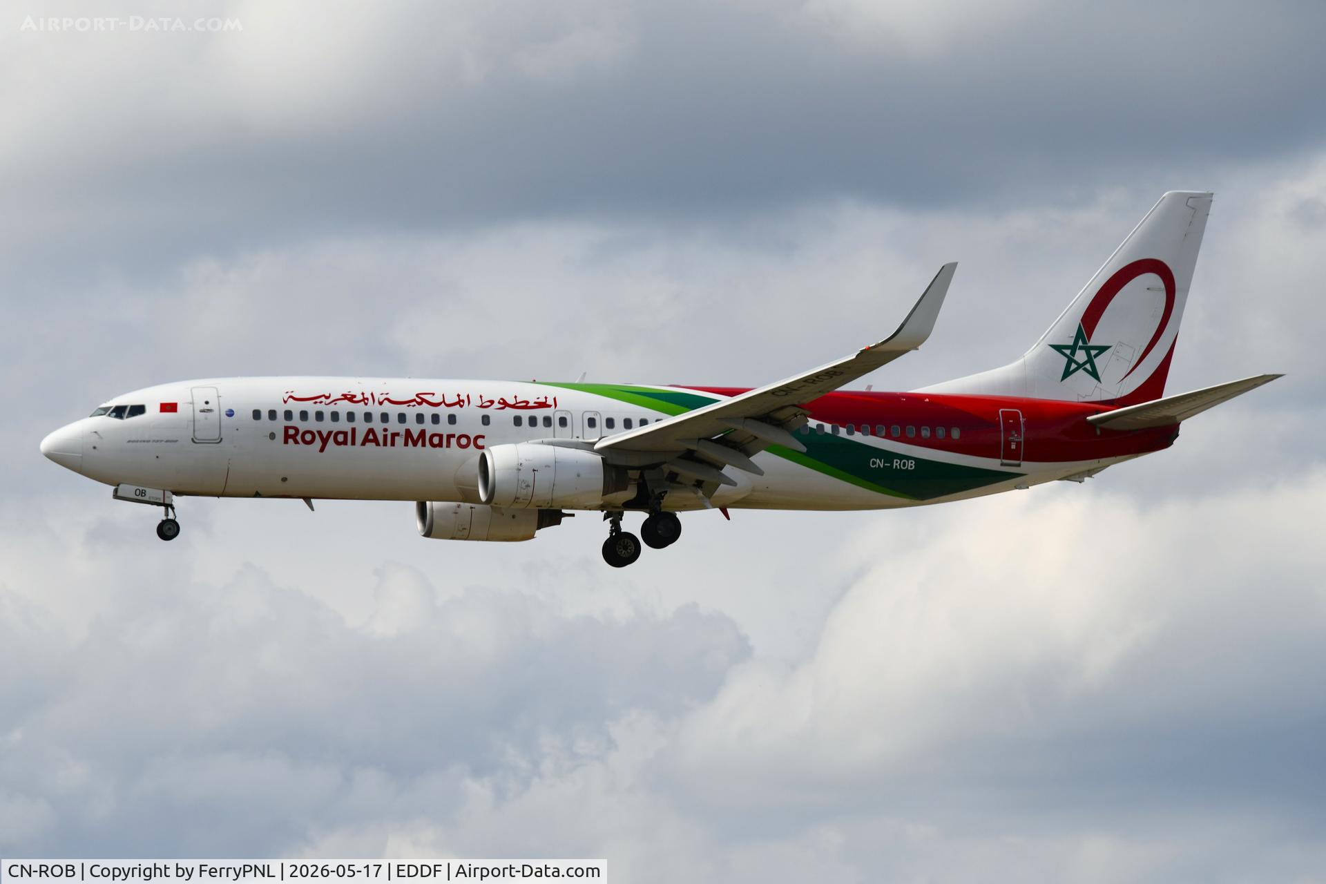 CN-ROB, 2005 Boeing 737-8B6, c/n 33060 l/n 1646, Maroc B738 landing