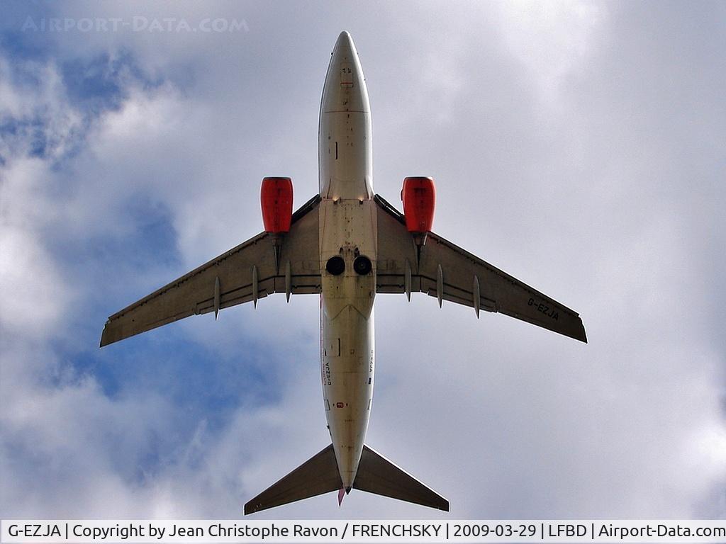 G-EZJA, 2000 Boeing 737-73V, c/n 30235, easyJet