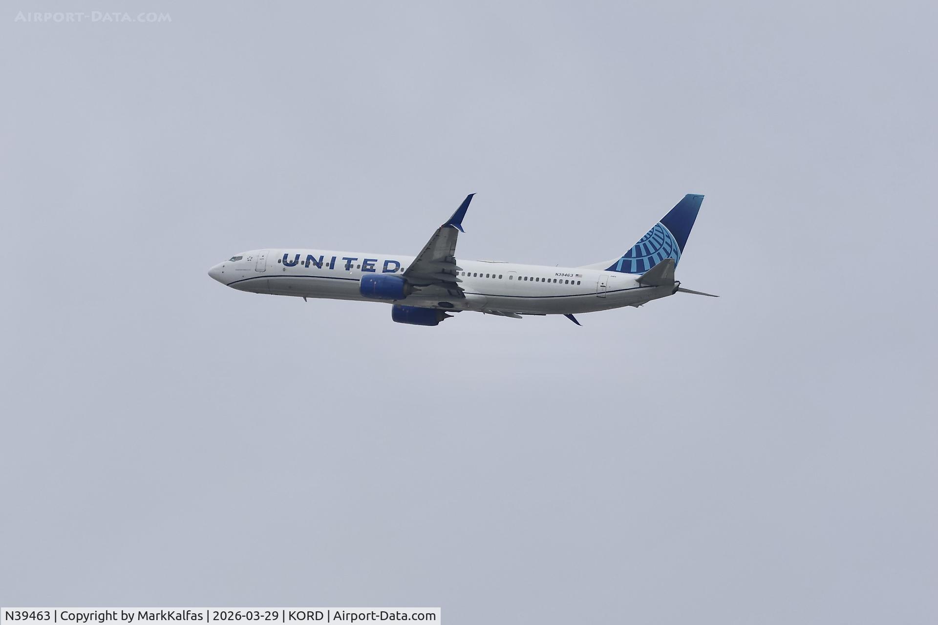 N39463, 2012 Boeing 737-924/ER, c/n 37208 l/n 4260, B739 United Boeing 737-924ER N39463 departing 28R KORD