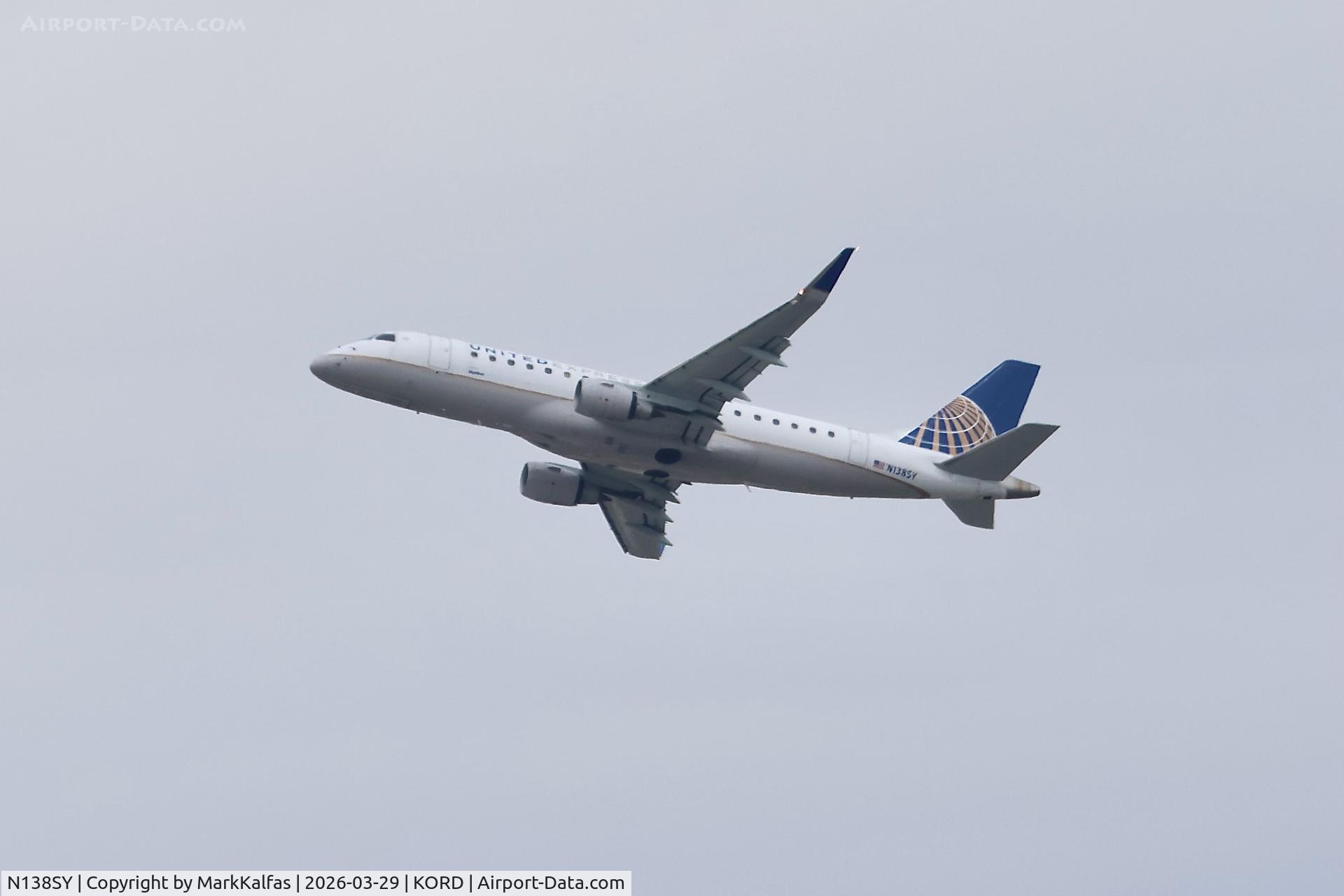 N138SY, 2015 Embraer 175LR (ERJ-170-200LR), c/n 17000446, E75L SKYWEST / UNITED EXPRESS EMBRAER 175 (long wing) N138SY departing 28R KORD