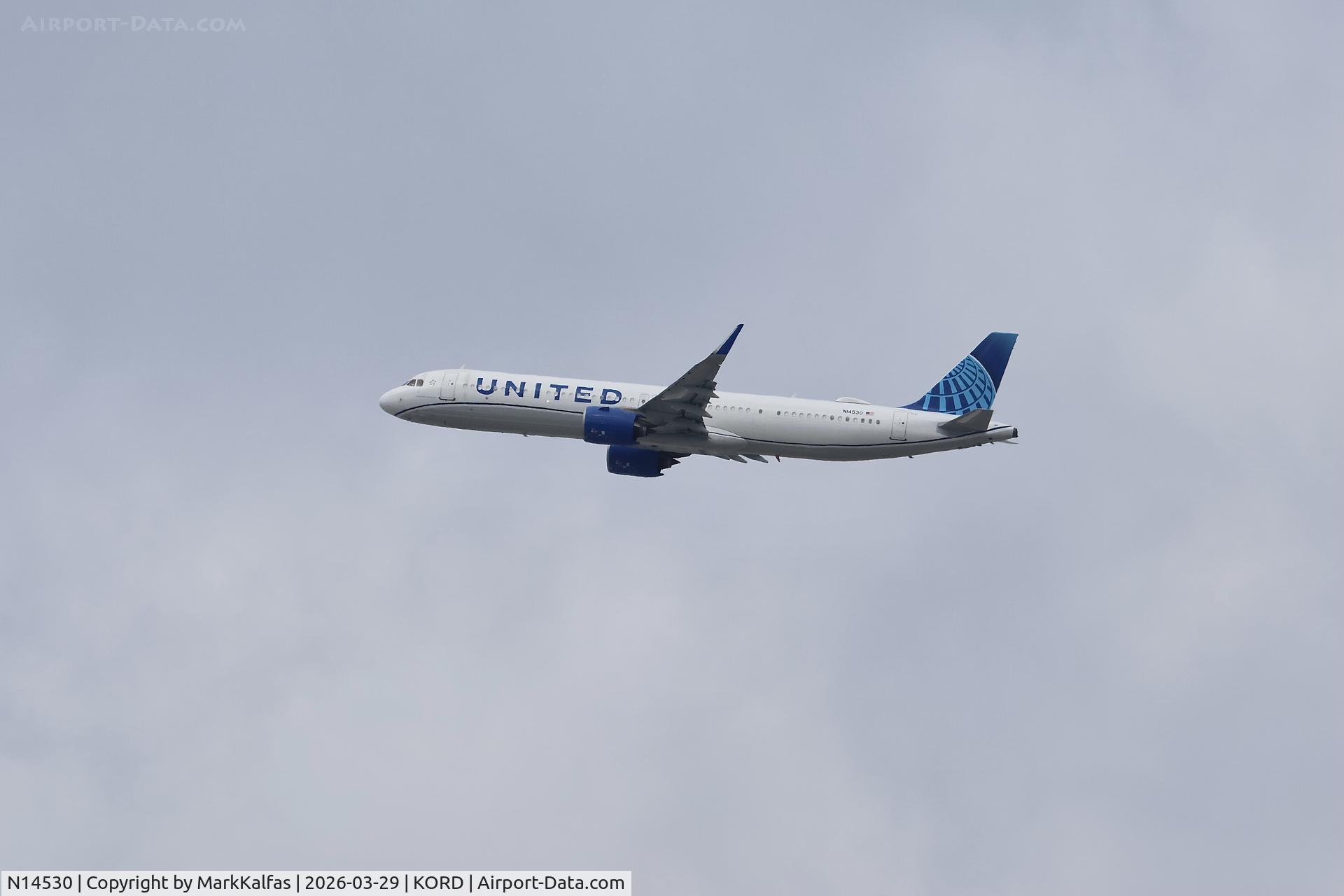 N14530, 2024 Airbus Airbus A321-271NX, c/n 12218, A21N United Airlines Airbus A321-271NX N14530 departing 28R KORD