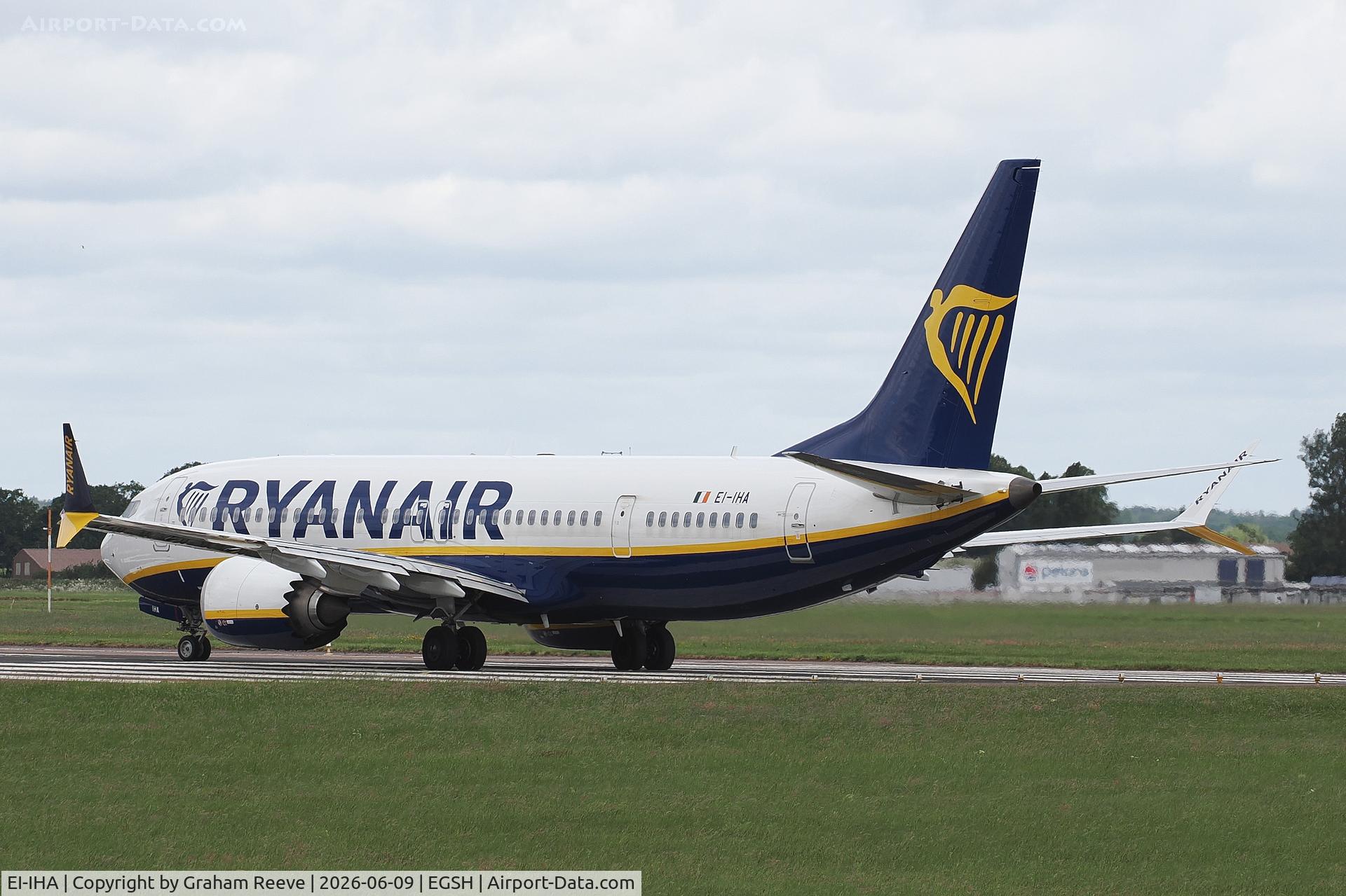EI-IHA, 2023 Boeing 737-8-200 MAX, c/n 67081, Departing from Norwich.