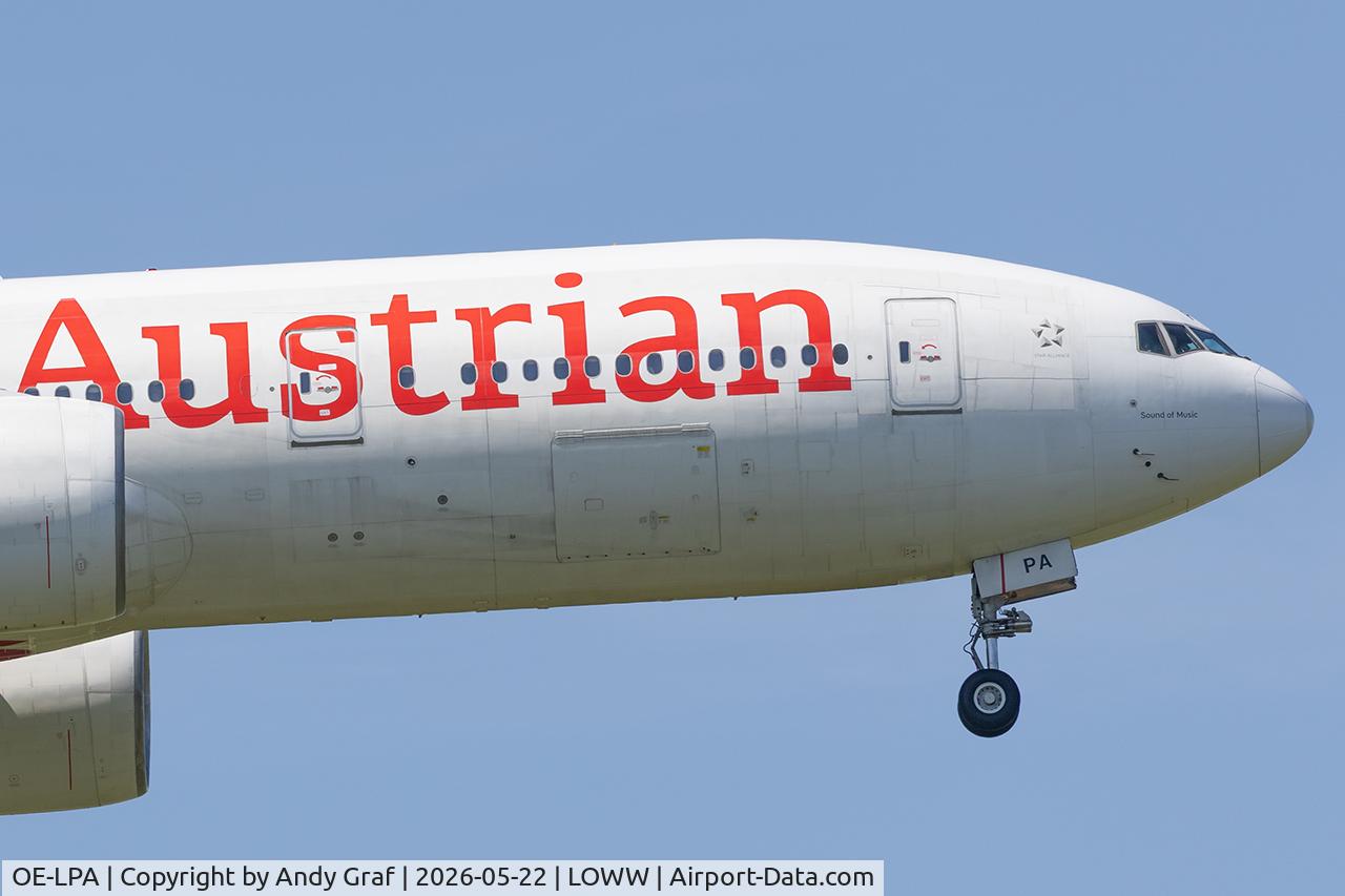 OE-LPA, 1997 Boeing 777-2Z9/ER, c/n 28698 l/n 87, Austrian 777-200