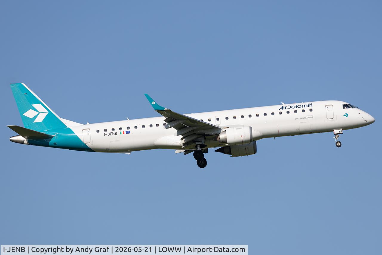 I-JENB, 2009 Embraer 195LR (ERJ-190-200LR), c/n 320, Air Dolomiti EMB195