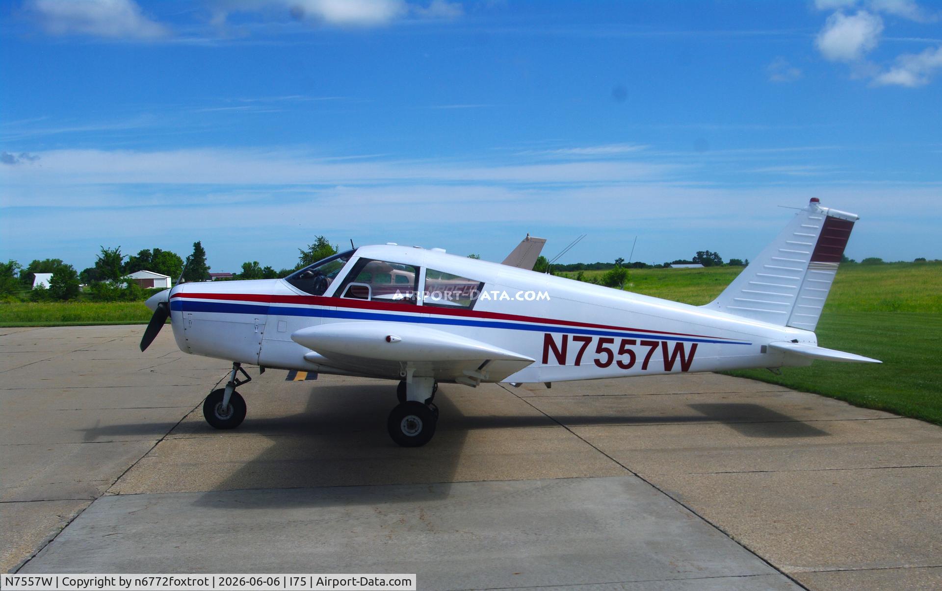 N7557W, 1963 Piper PA-28, c/n 28-1497, at the fly in