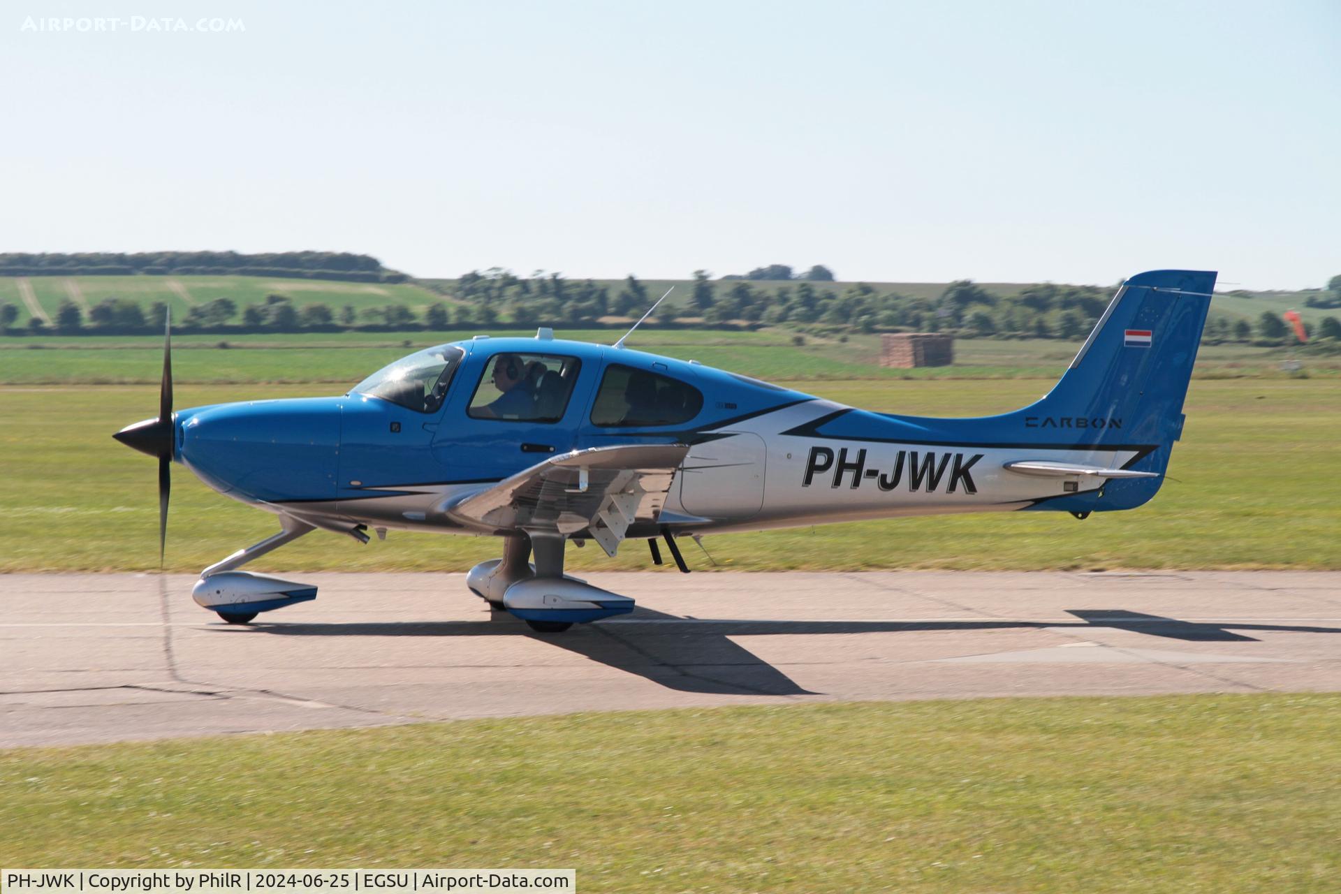 PH-JWK, 2021 Cirrus SR22-GTS G6 Carbon, c/n 5042, PH-JWK Cirrus SR22-GTS Duxford 
