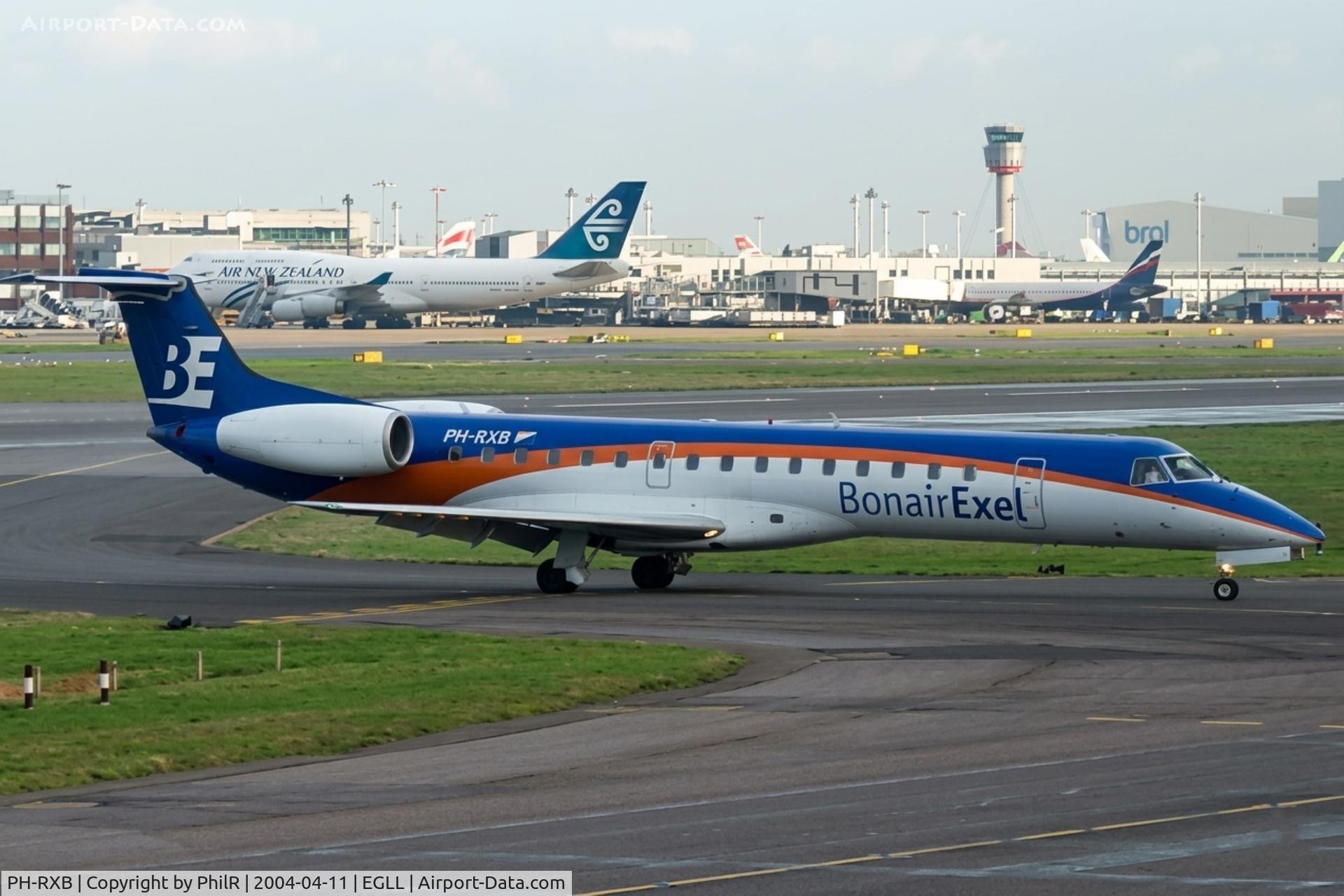 PH-RXB, 2000 Embraer ERJ-145MP (EMB-145MP), c/n 145320, PH-RXB 2000 ERJ145 Bonair EXEL LHR 