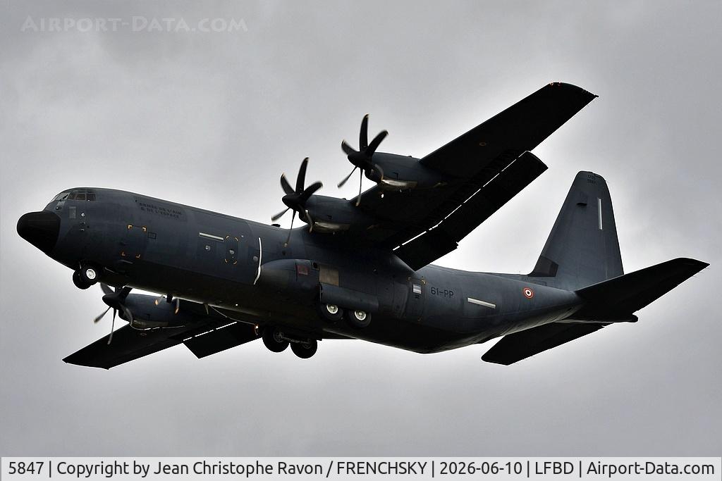 5847, 2018 Lockheed Martin C-130J-30 Hercules, c/n 382-5847, COTAM 1484 from Tarbes LDE