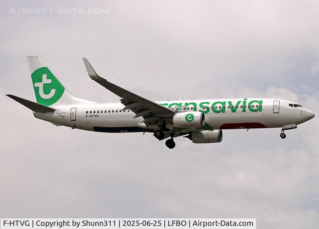 F-HTVG, 2017 Boeing 737-8K2, c/n 62156 l/n 6421, Landing rwy 32L
