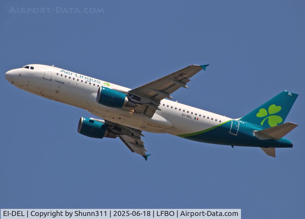 EI-DEL, 2005 Airbus A320-214, c/n 2409, Climbing after take off from rwy 32R... New c/s