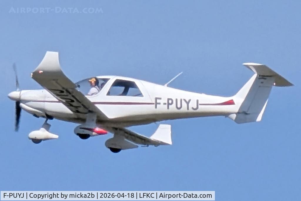 F-PUYJ, Dyn'Aero MCR-4S 2002, c/n 40, Take off
