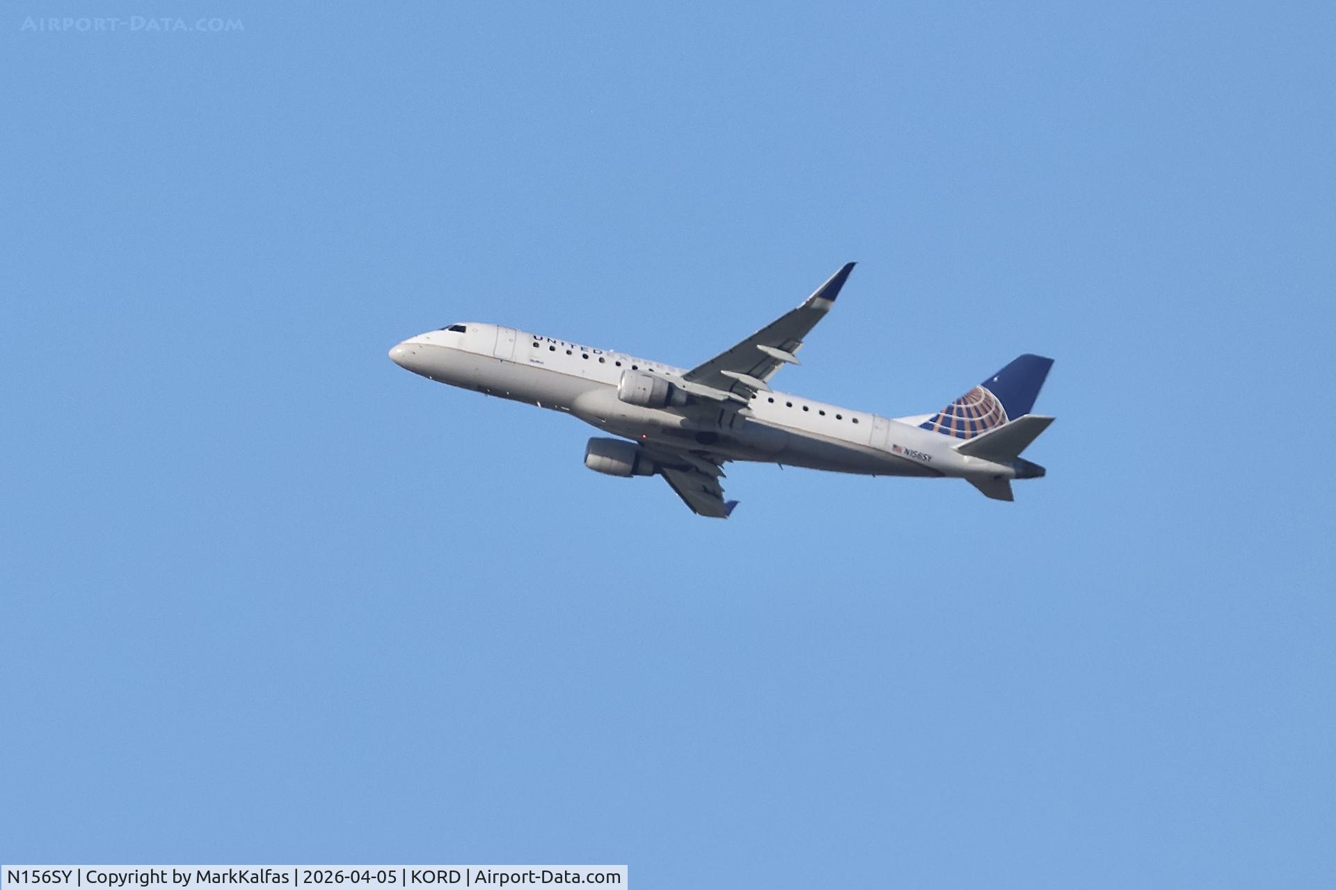 N156SY, 2016 Embraer 175LR (ERJ-170-200LR), c/n 17000557, E75L SkyWest/ United Express Embraer 175LR (ERJ-170-200LR) N156SY departing 28L KORD