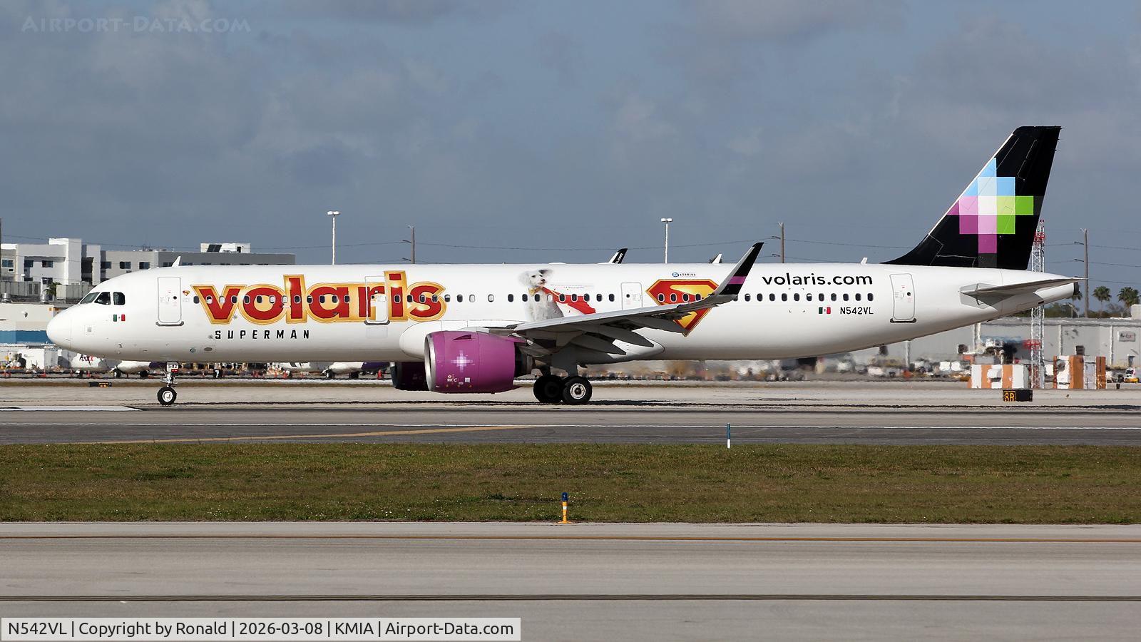 N542VL, 2019 Airbus A321-271N, c/n 8603, at mia