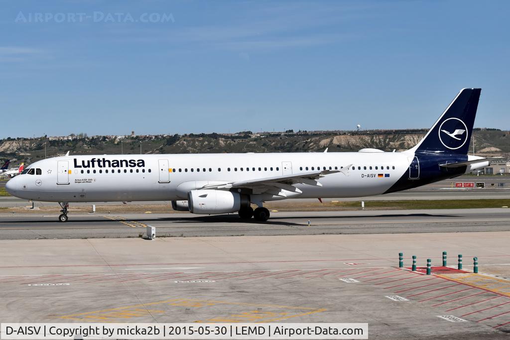 D-AISV, 2009 Airbus A321-231, c/n 4050, Taxiing