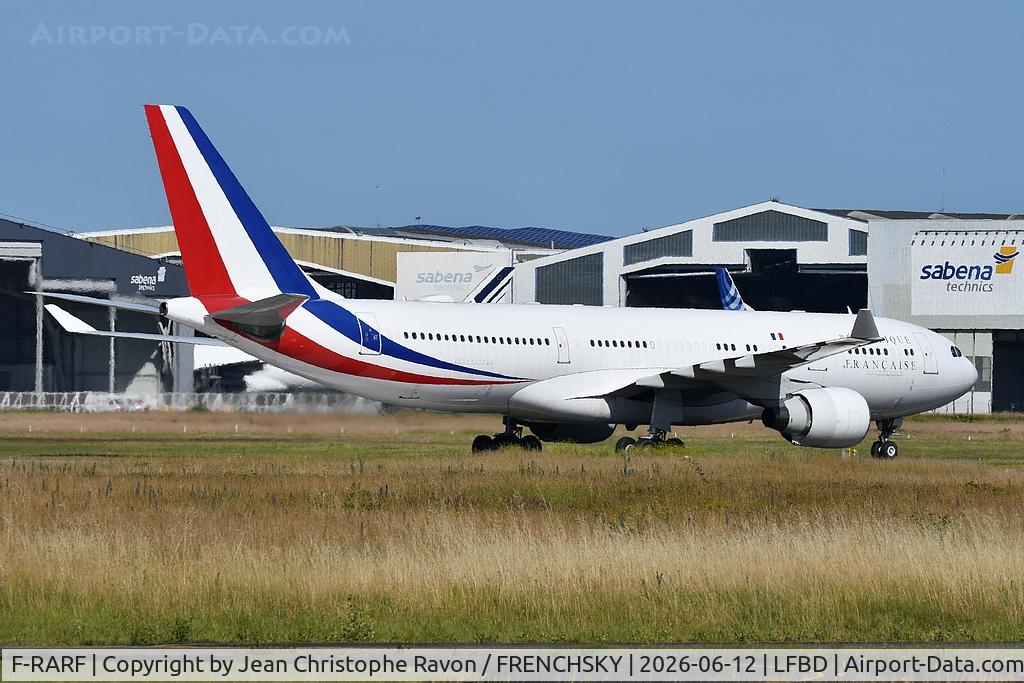 F-RARF, 1999 Airbus A330-223, c/n 240, COTAM 1275