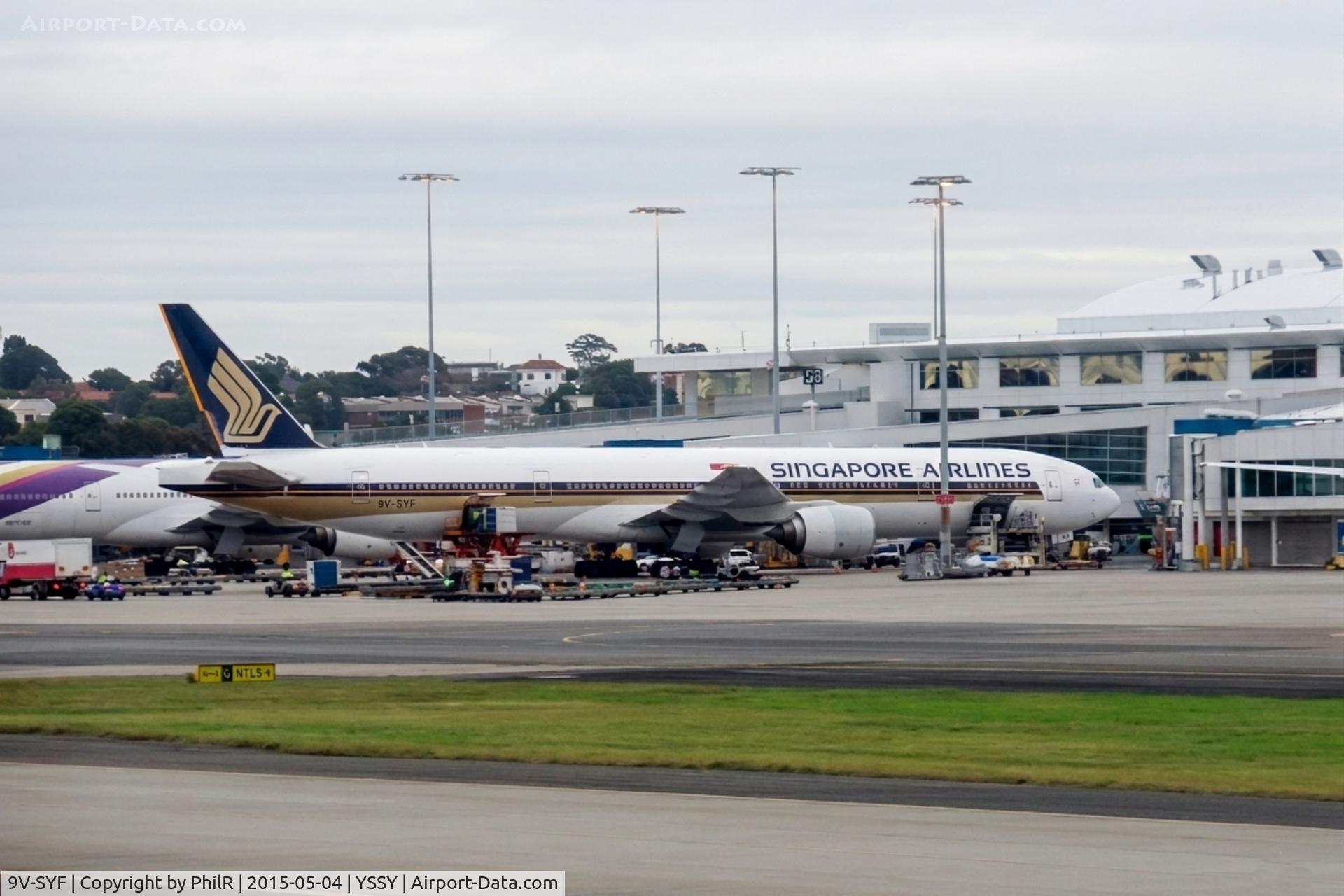 9V-SYF, 2001 Boeing 777-312, c/n 30868 l/n 360, 9V-SYF 2001 B777-300 SIA SYD

