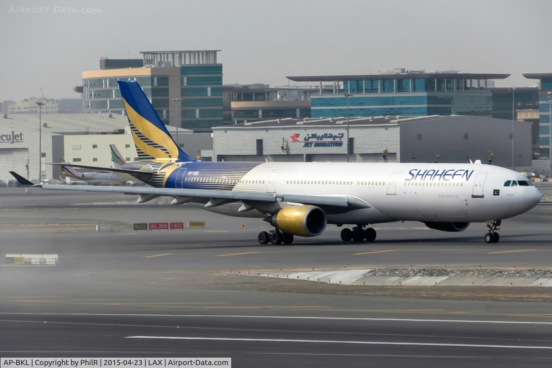 AP-BKL, 1994 Airbus A330-301, c/n 055, AP-BKL 1994 A330-300 Shaheen Air Intl DXB 
