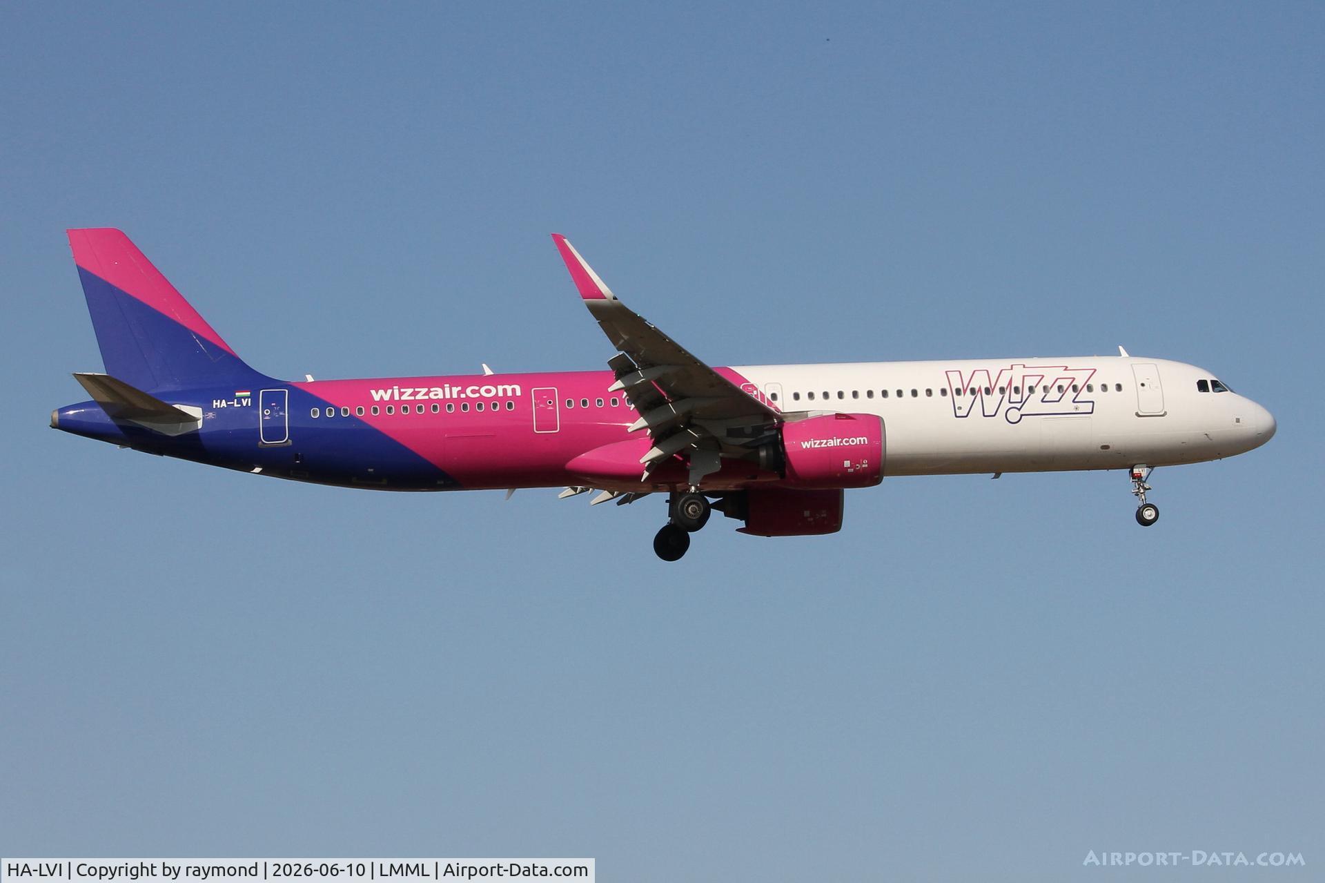 HA-LVI, 2020 Airbus A321-271NX, c/n 9333, Wizzair Airbus A321-271NX reg HA-LVI landing in Malta RW13.