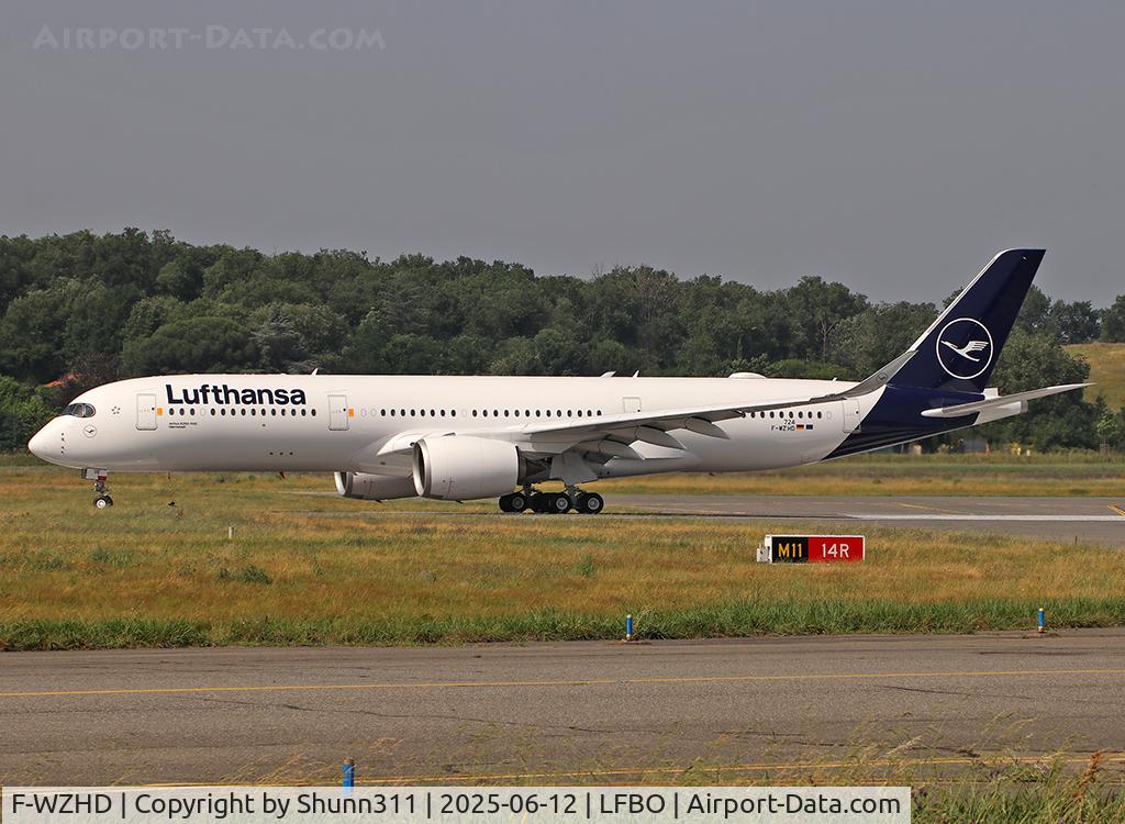 F-WZHD, 2025 Airbus A350-941, c/n 0724, C/n 0724 - To be D-AIVE